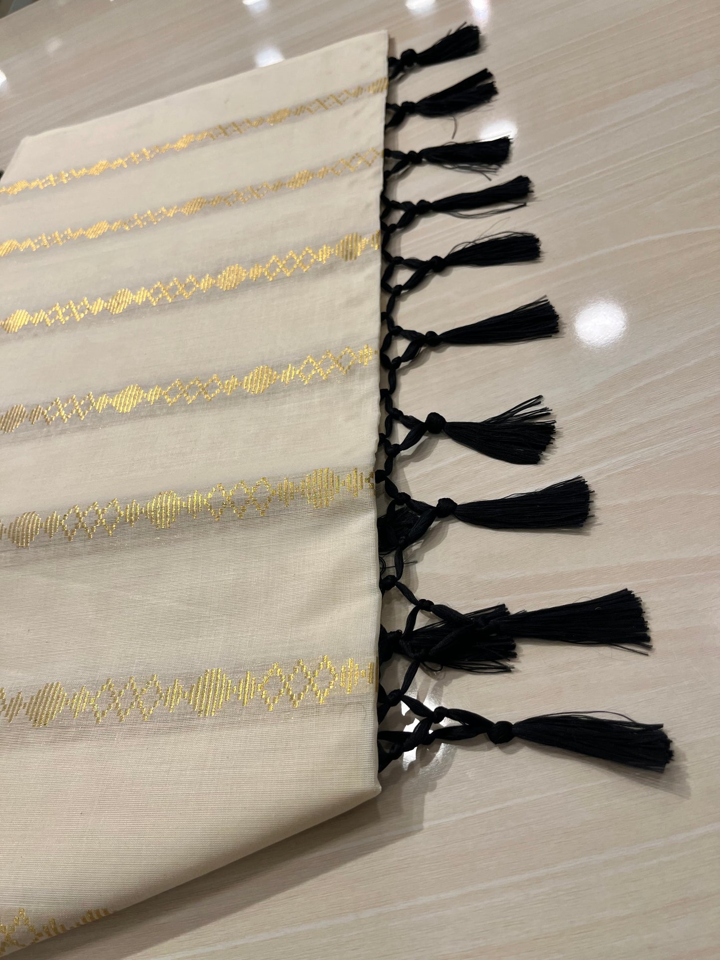 Cotton Saree With Black Tassels SL032