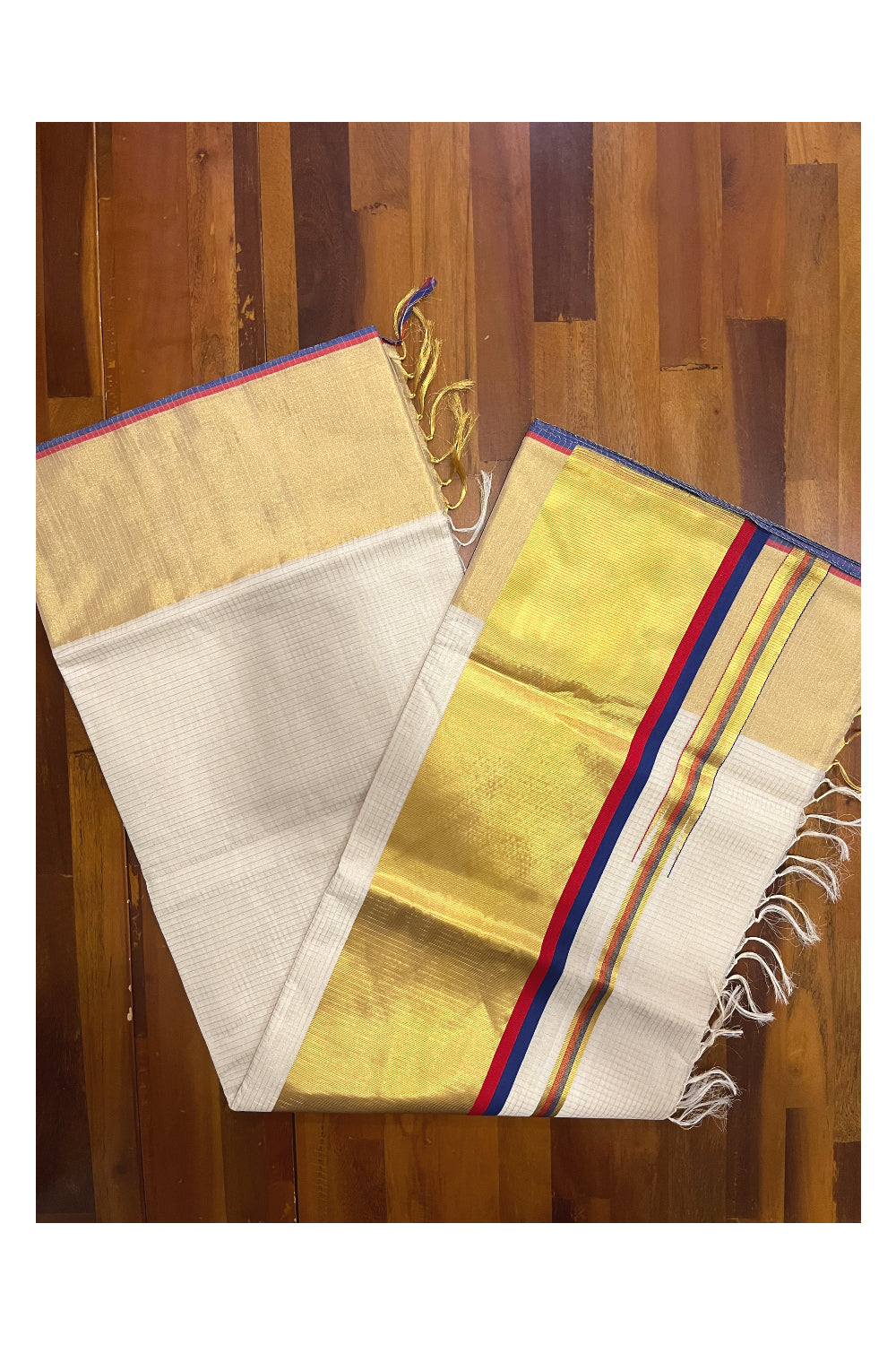 Southloom Handloom Premium Saree with Kasavu Micro Checks Across Body and Red Blue Border (Onam Saree 2023)