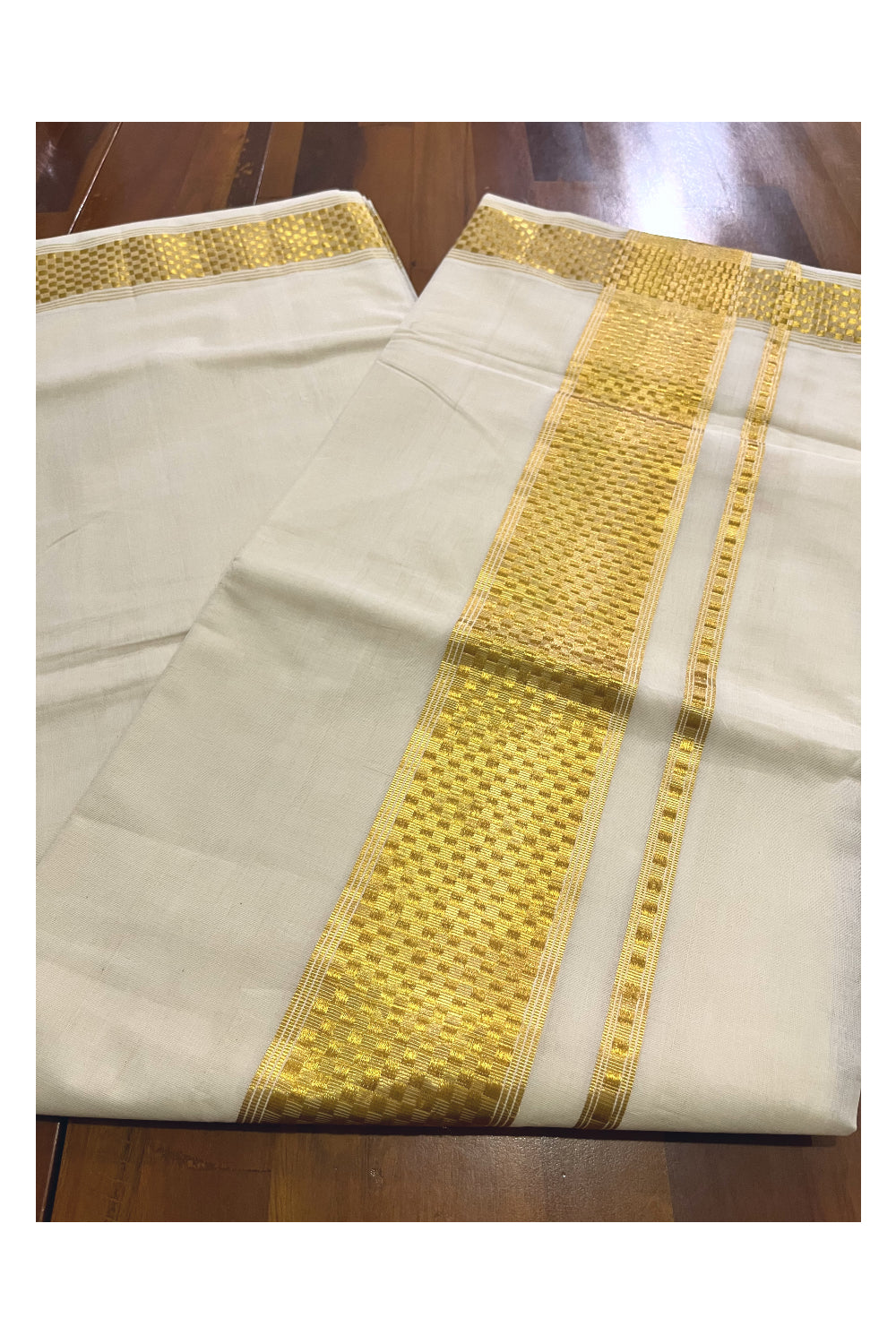 Southloom Handloom Premium Kerala Cotton Saree with Kasavu Paa Neythu Border