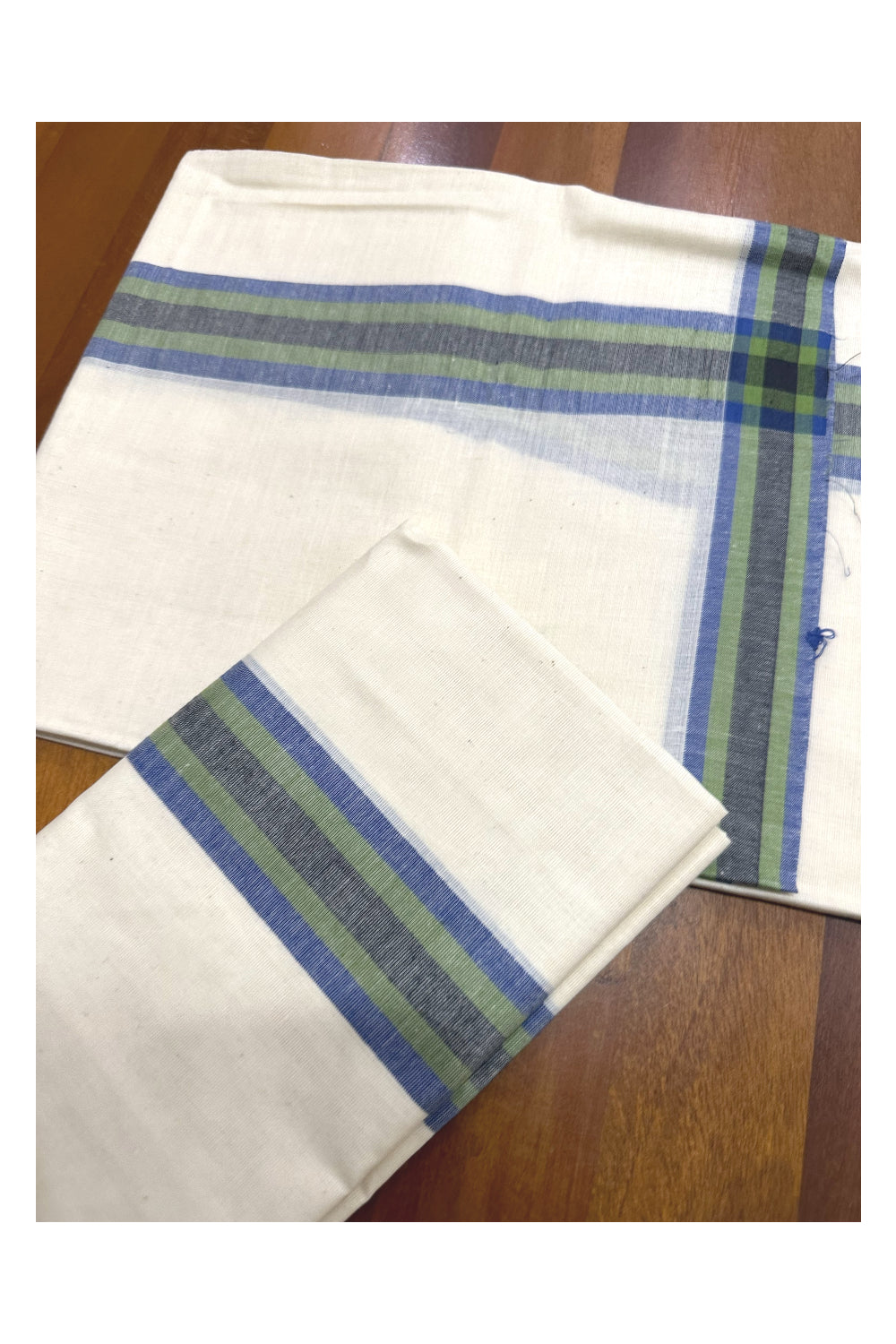 Kerala Mulloth Soft Cotton Mundum Neriyathum Single with Blue and Black Border (Onam Set Mundu 2023)