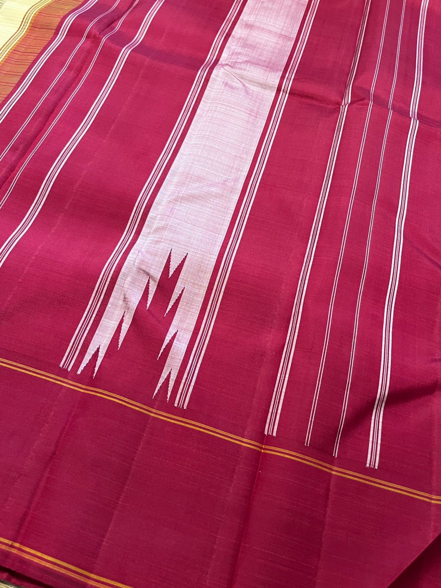 Southloom Pure Handloom Bridal Kanchipuram Silk Saree with Korvai Work (Beige)