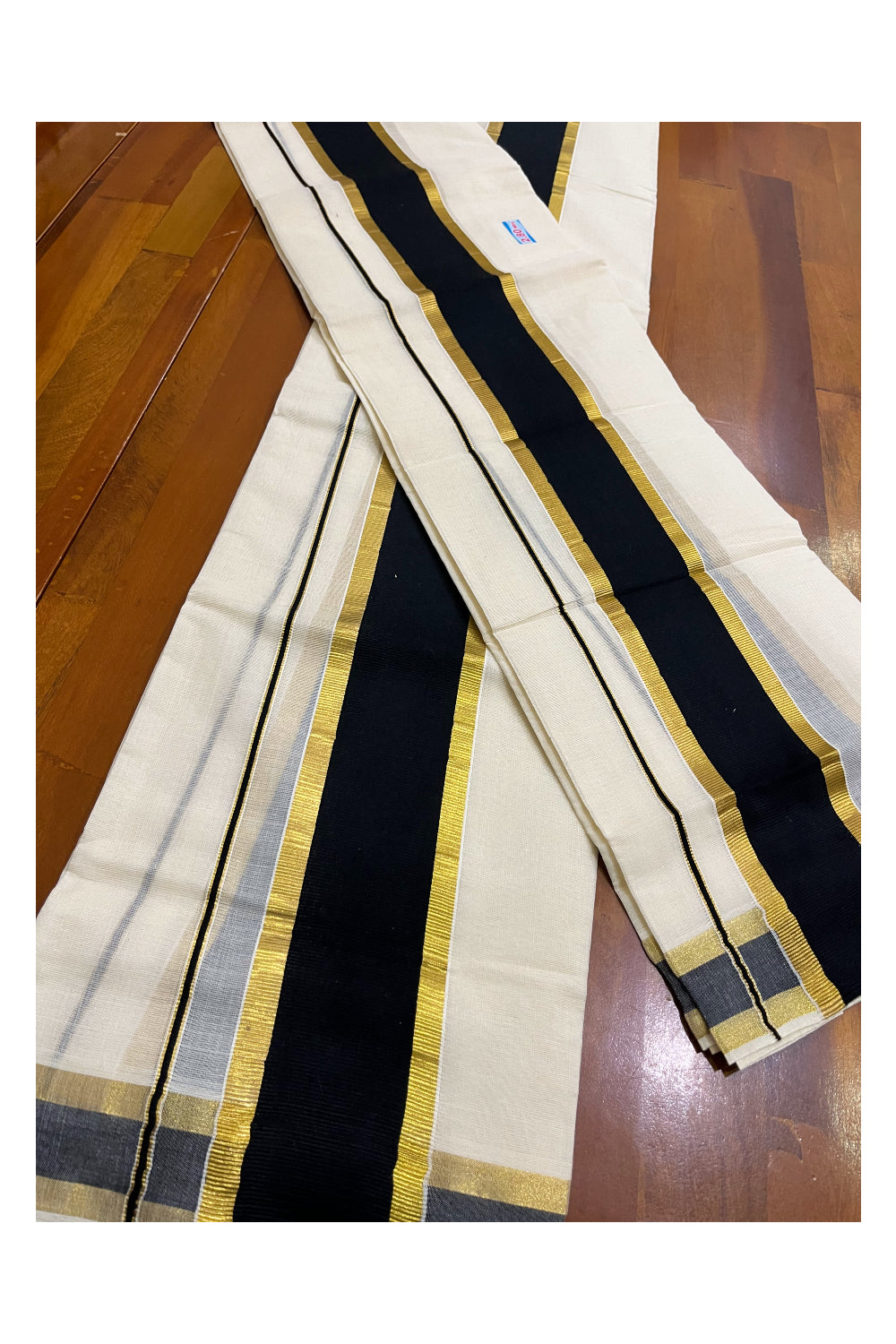 Kerala Cotton Set Mundu (Mundum Neriyathum) with Black and Kasavu Border 2.80 Mtrs