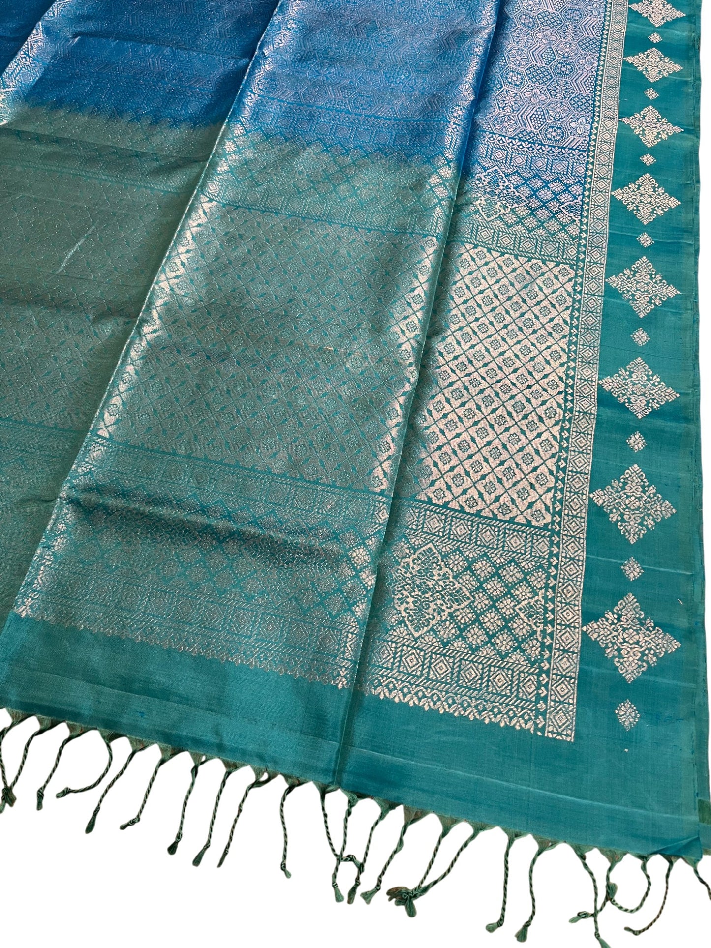 Southloom Pure Handloom Bridal Kanchipuram Silk Saree with Korvai Work (Blue)