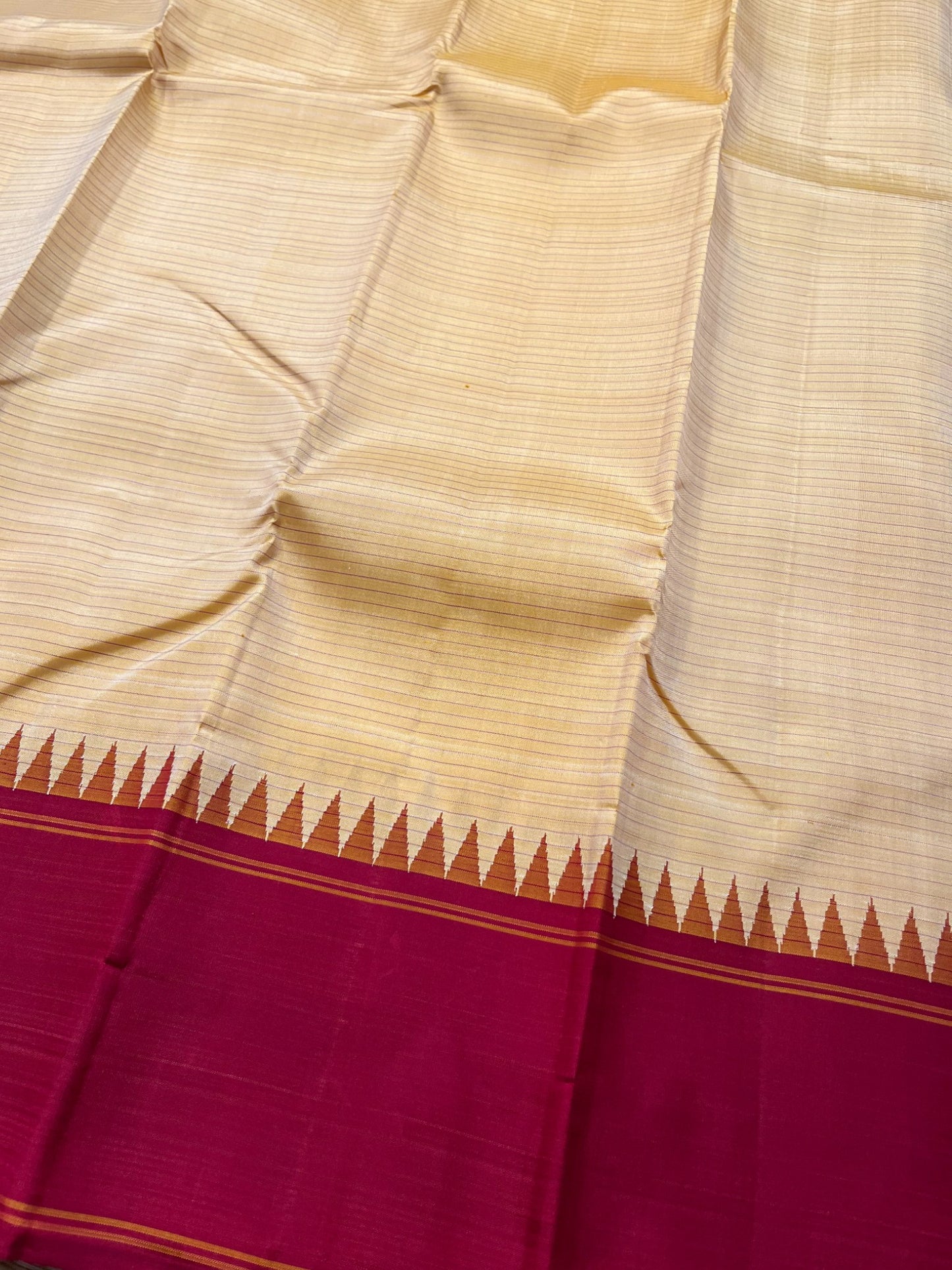 Southloom Pure Handloom Bridal Kanchipuram Silk Saree with Korvai Work (Beige)