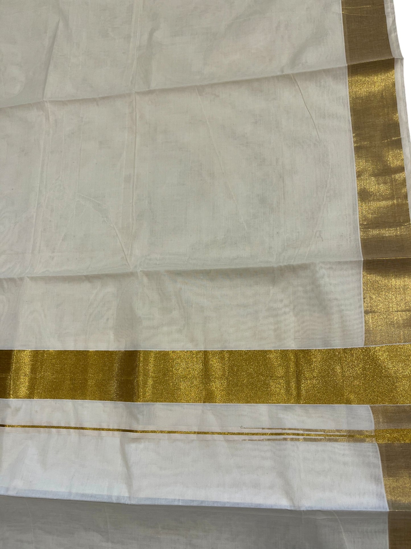 Pure Cotton Kerala Kasavu Saree with Chutti kara Border