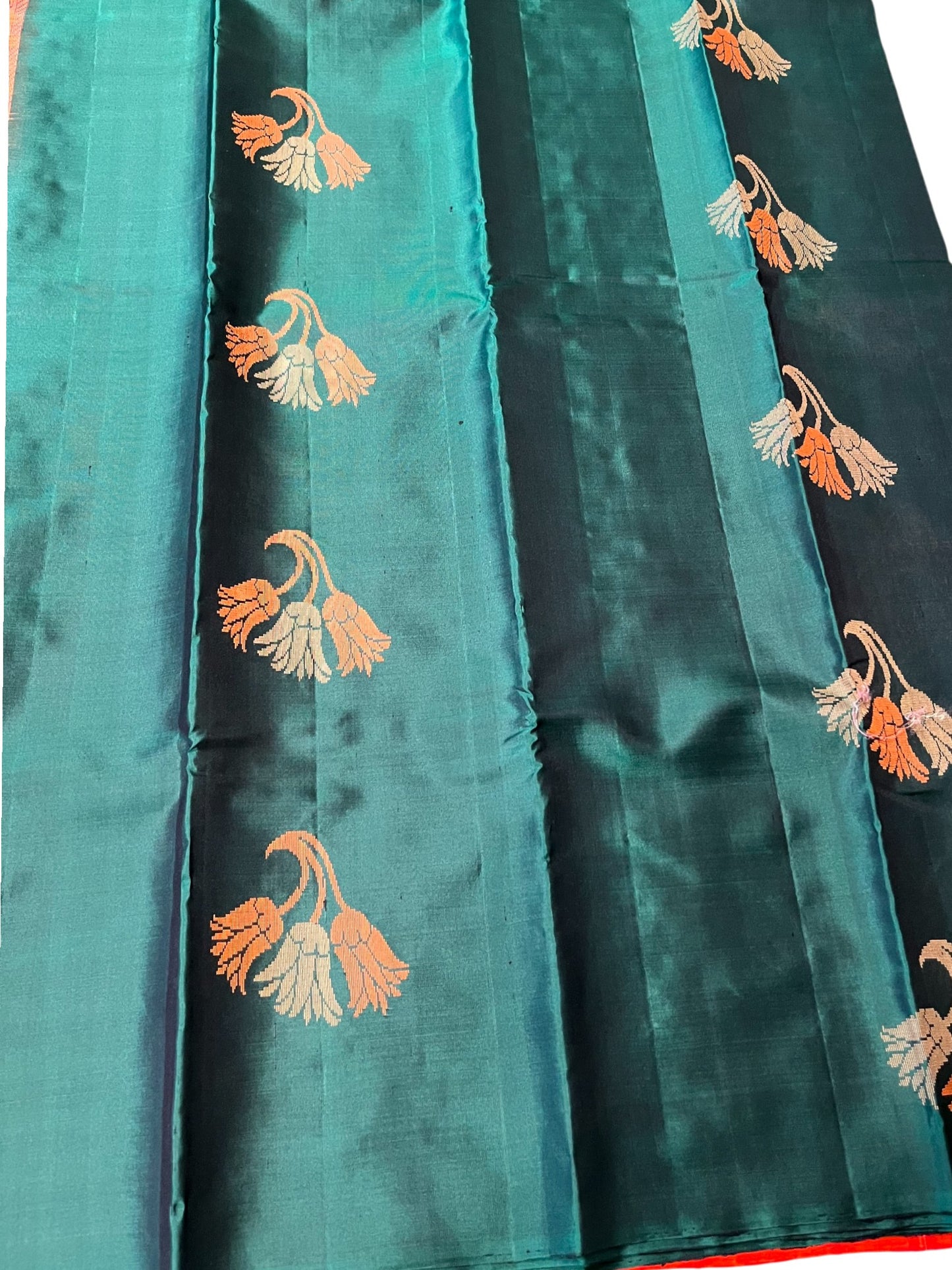 Southloom Pure Handloom Bridal Kanchipuram Silk Saree with Korvai Work (Green & Orange)