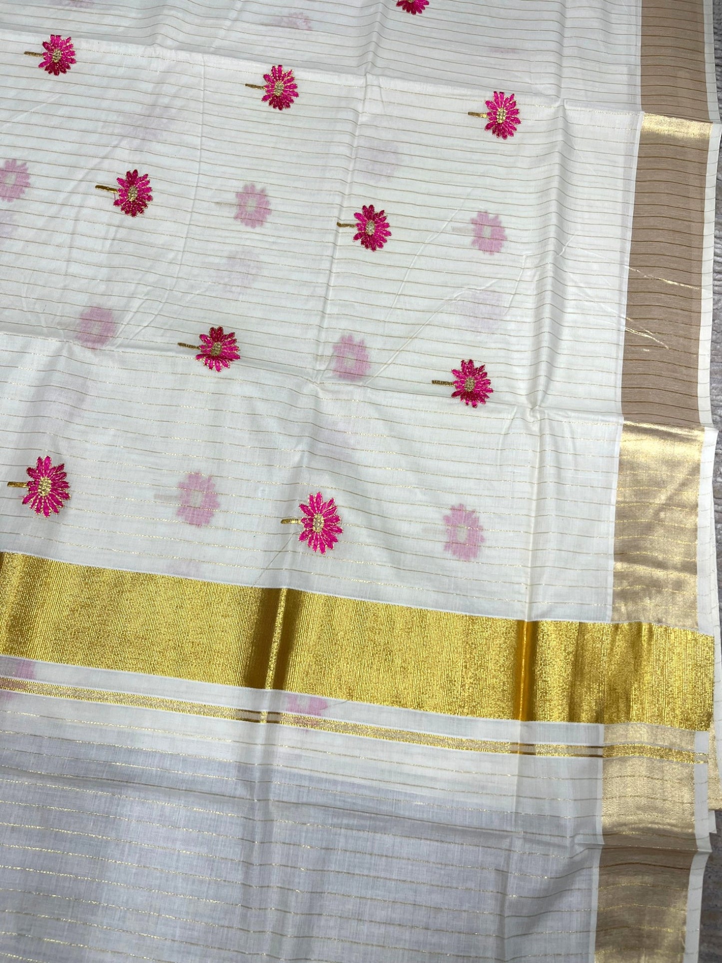 Southloom Cotton Kerala Kasavu Lines Saree with Floral Embroidery Design in Pink
