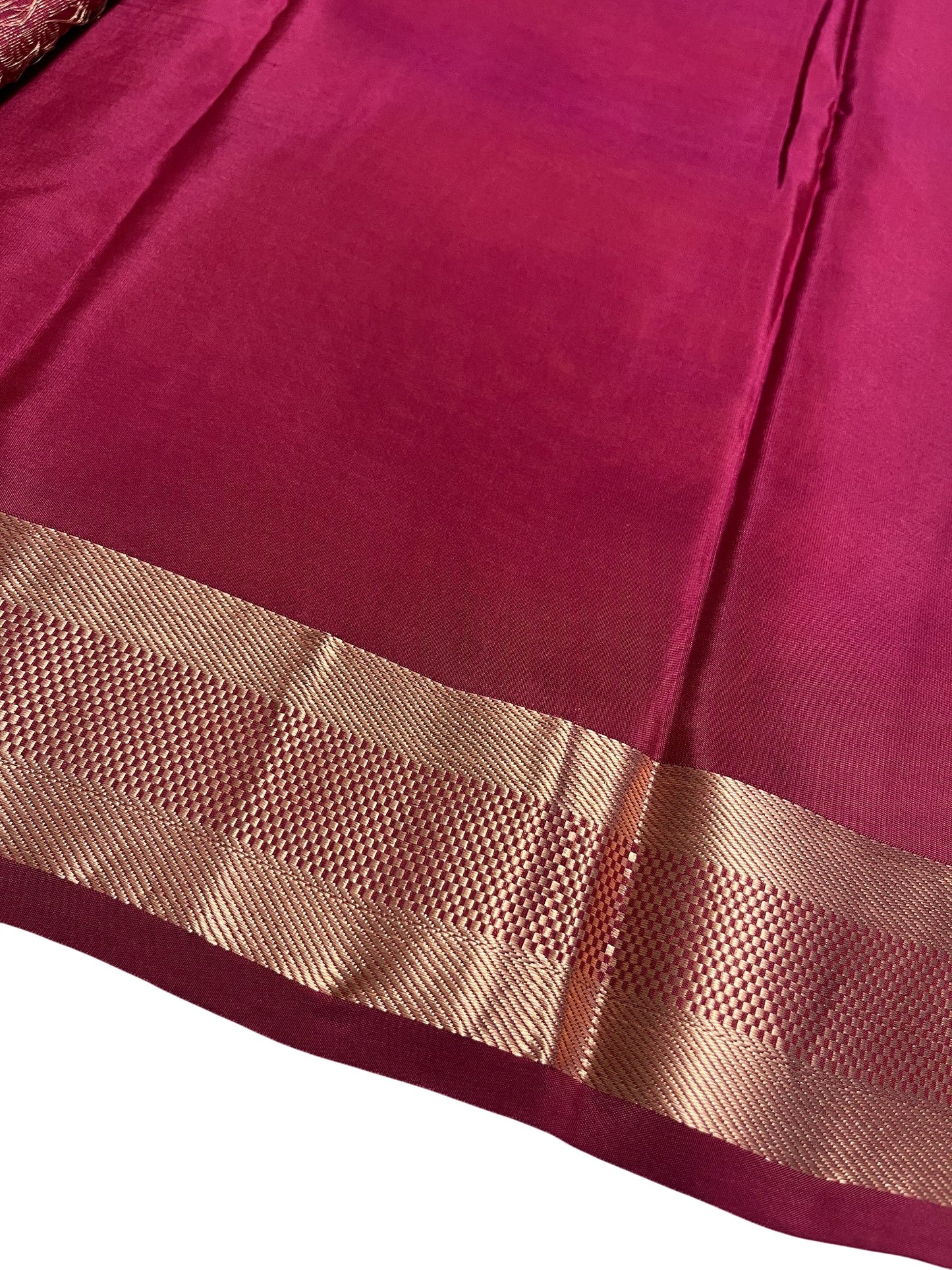 Southloom Pure Handloom Kanchipuram Silk Saree with Butta Work (Orange & Magenta)