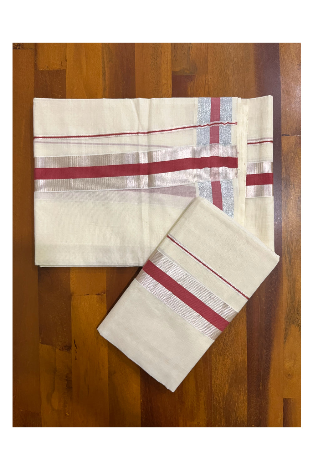 Kerala Cotton Mundum Neriyathum Single (Set Mundu) with Brick Red and Silver Kasavu Border 2.80 Mtrs