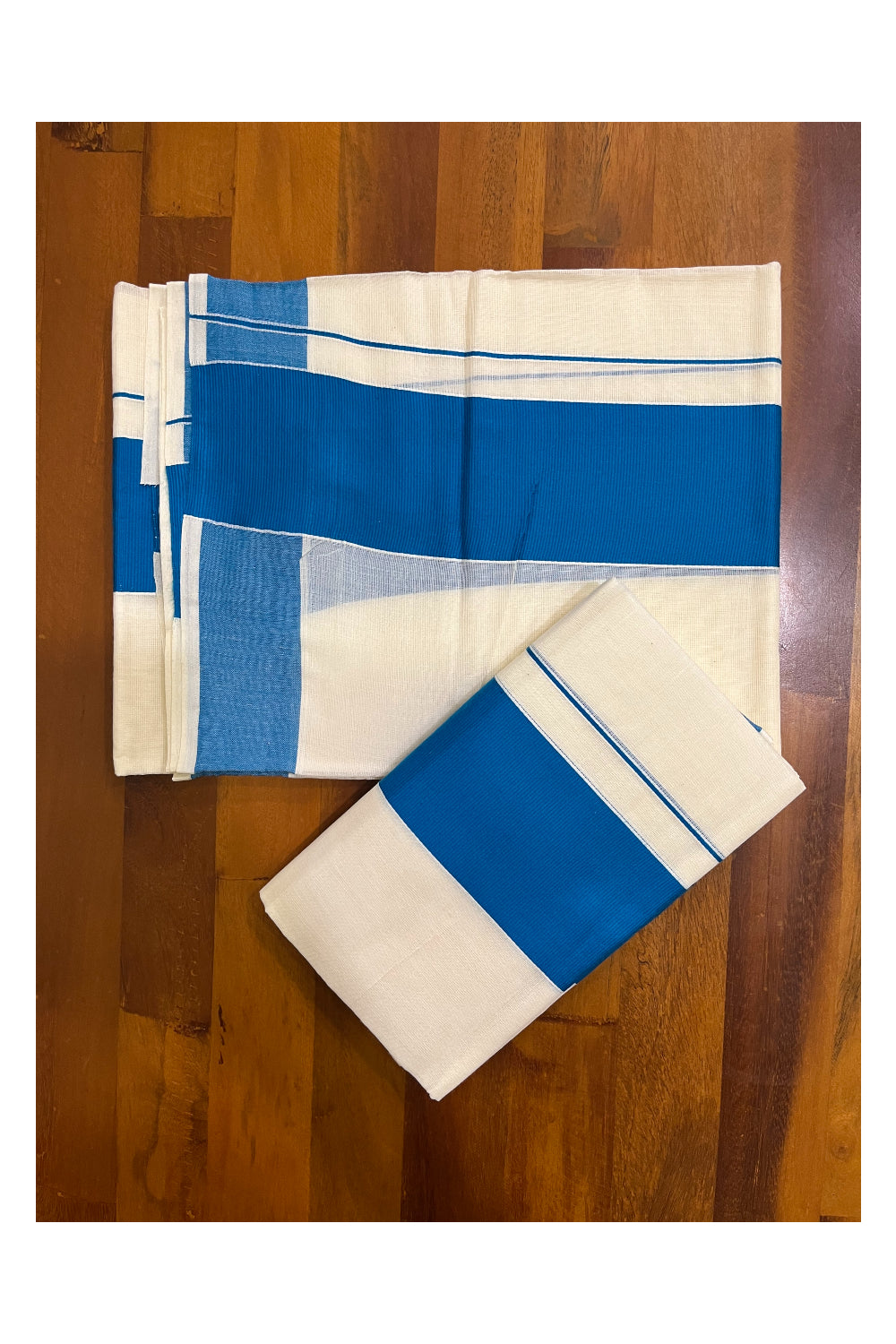 Kerala Cotton Mundum Neriyathum Single (Set Mundu) with Blue Border 2.80 Mtrs