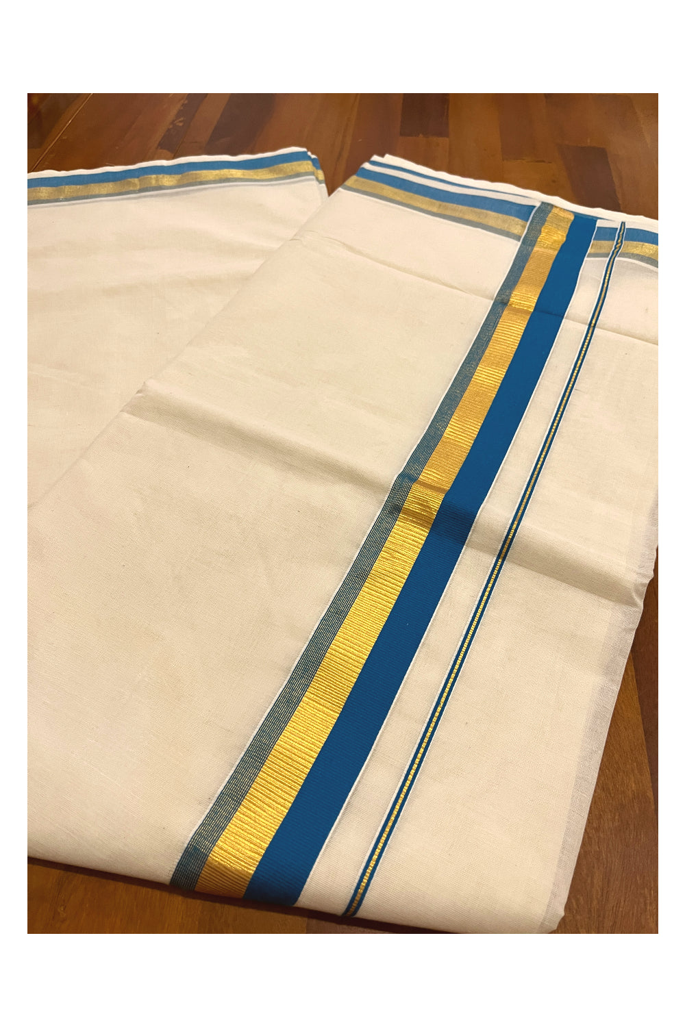 Pure Cotton Kerala Plain Saree with Kasavu and Blue Border