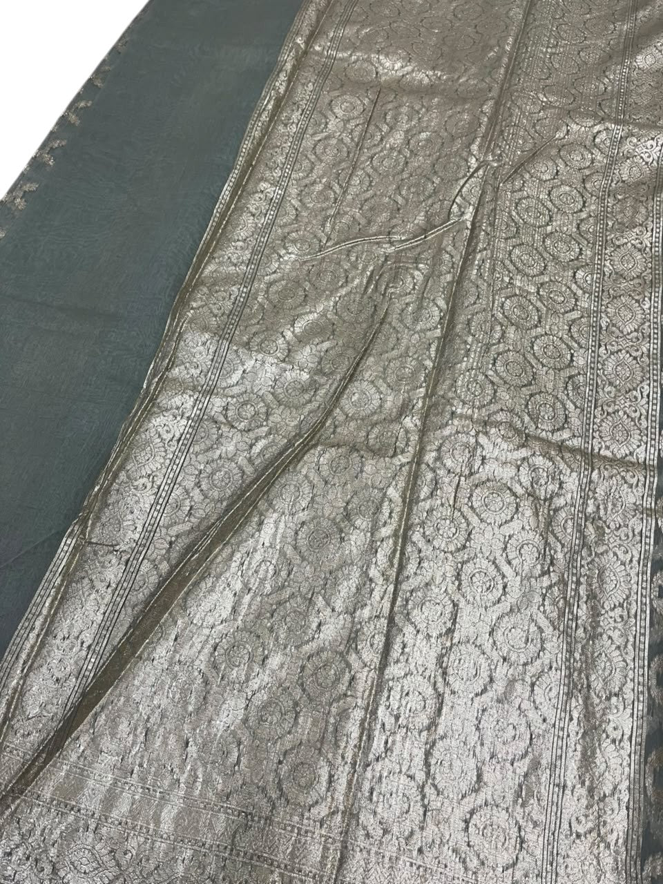 Southloom Cotton Banarasi Silk Saree with Woven Work on Body and Borders
