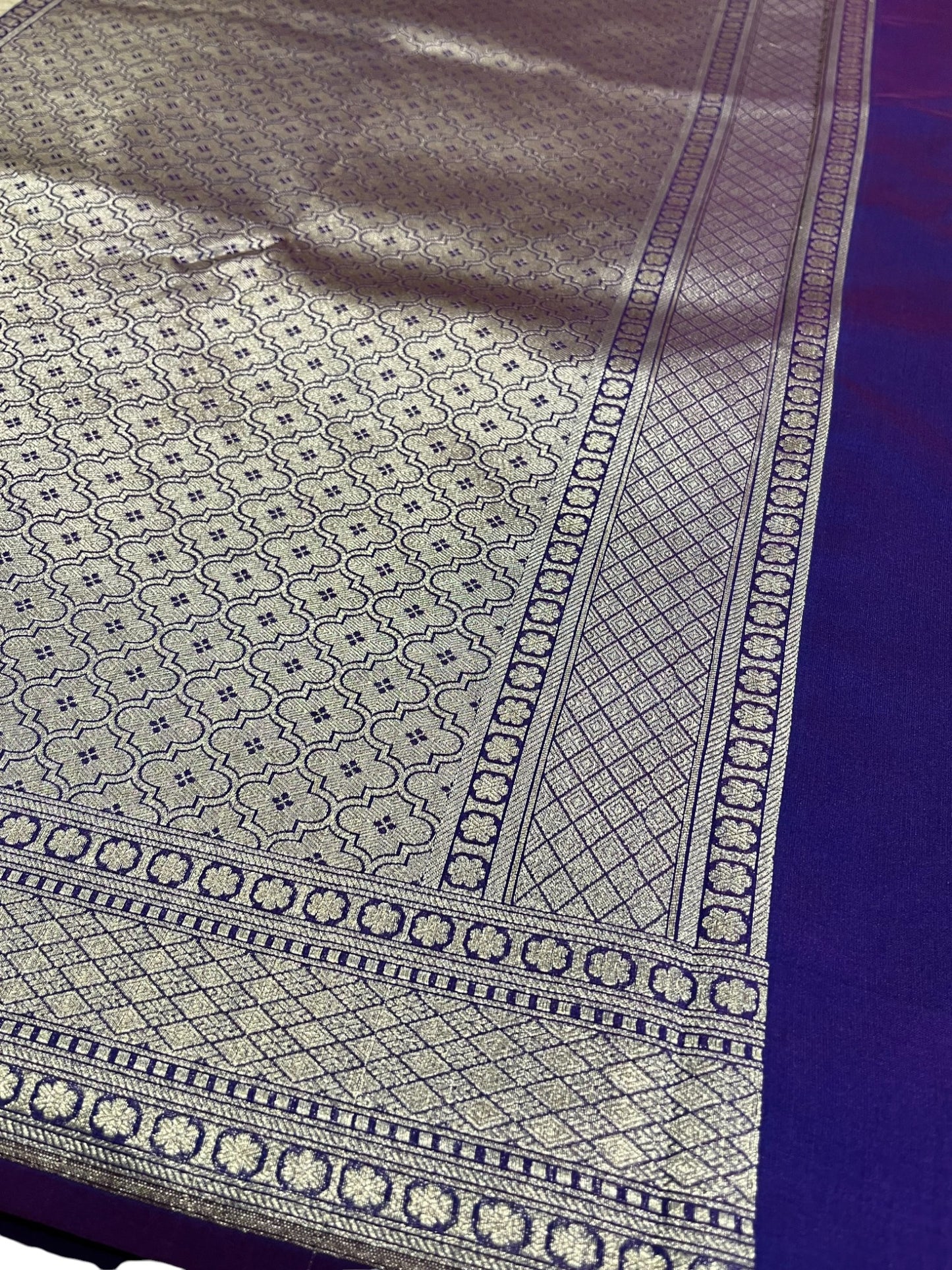 Southloom  Banarasi Silk Saree with Woven Work on Body and Borders(Blue)
