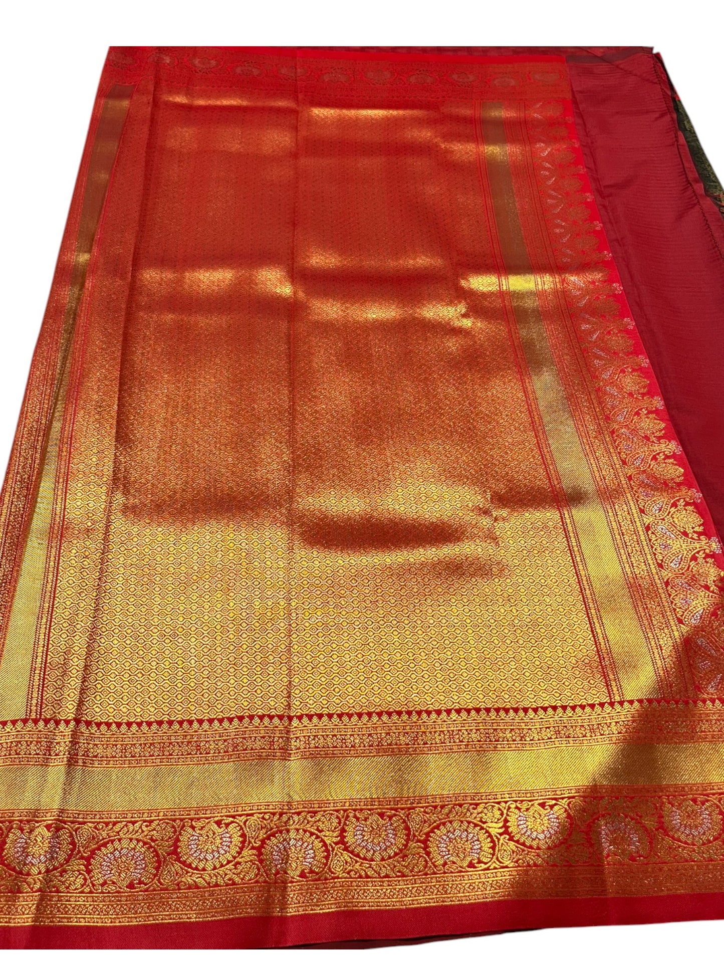 Southloom Semi Silk Saree with Woven Work on Body and Borders
