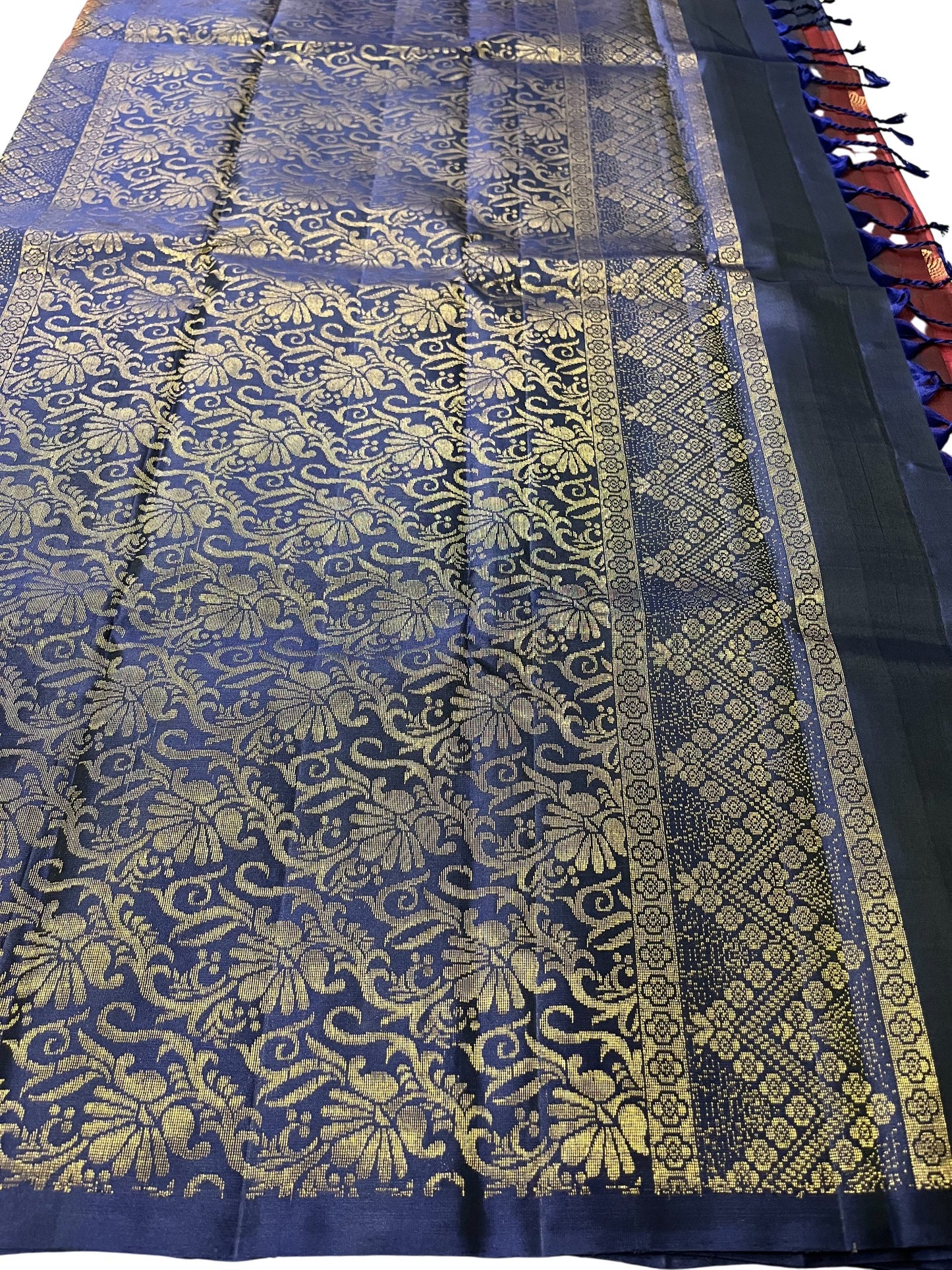 Southloom Pure Handloom Kanchipuram Silk Saree with Butta Work (Maroon & Blue)