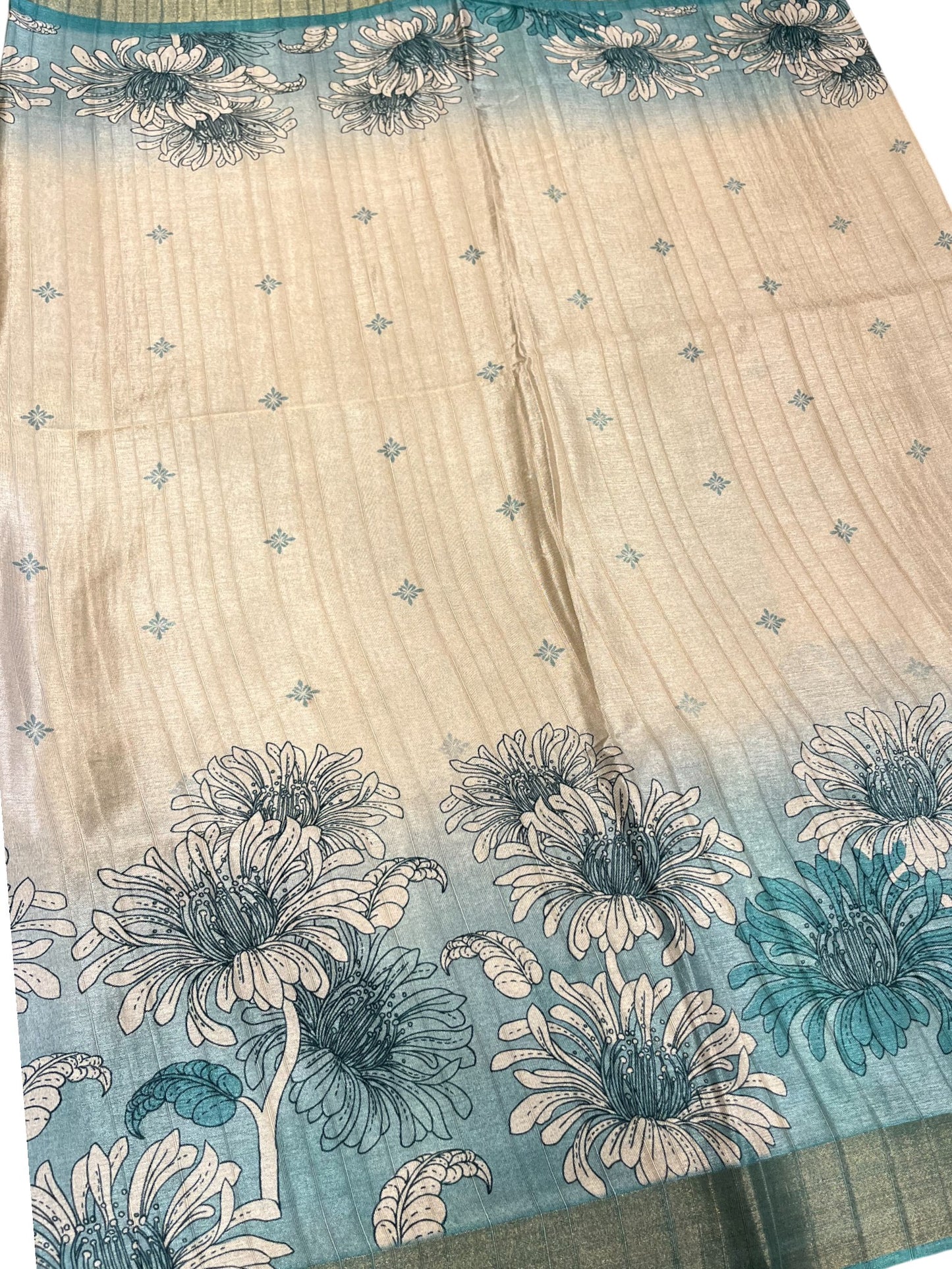 Southloom Saree with Floral Works Across Body in Blue