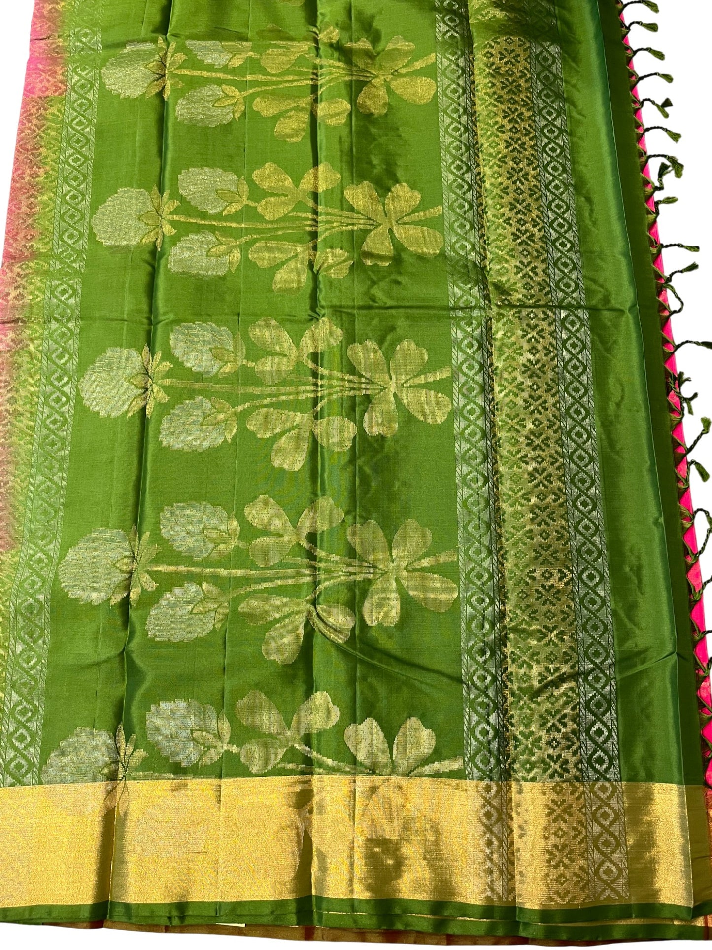 Southloom Pure Handloom Bridal Kanchipuram Silk Saree with Korvai Work (Green & Pink)