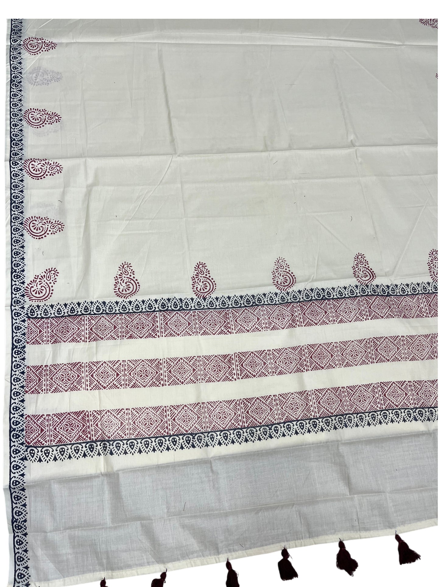 Southloom Kerala Cotton Saree with With Floral Digital Prints on Maroon& Blue Borders