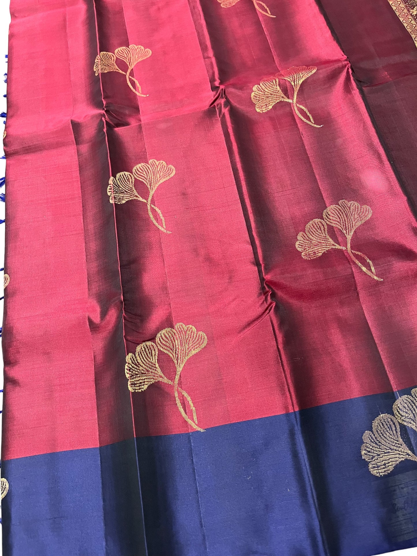 Southloom Pure Handloom Kanchipuram Silk Saree with Butta Work (Maroon & Blue)