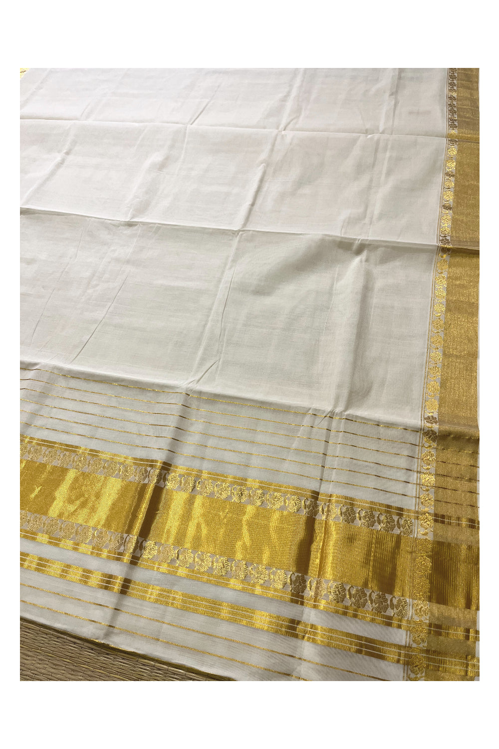 Southloom Handloom Premium Kerala Cotton Saree with Kasavu Floral Woven Border