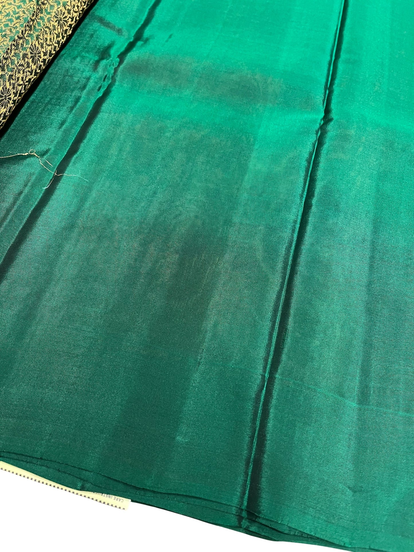 Southloom Pure Handloom Kanchipuram Silk Saree with Korvai Work (Golden & Green)