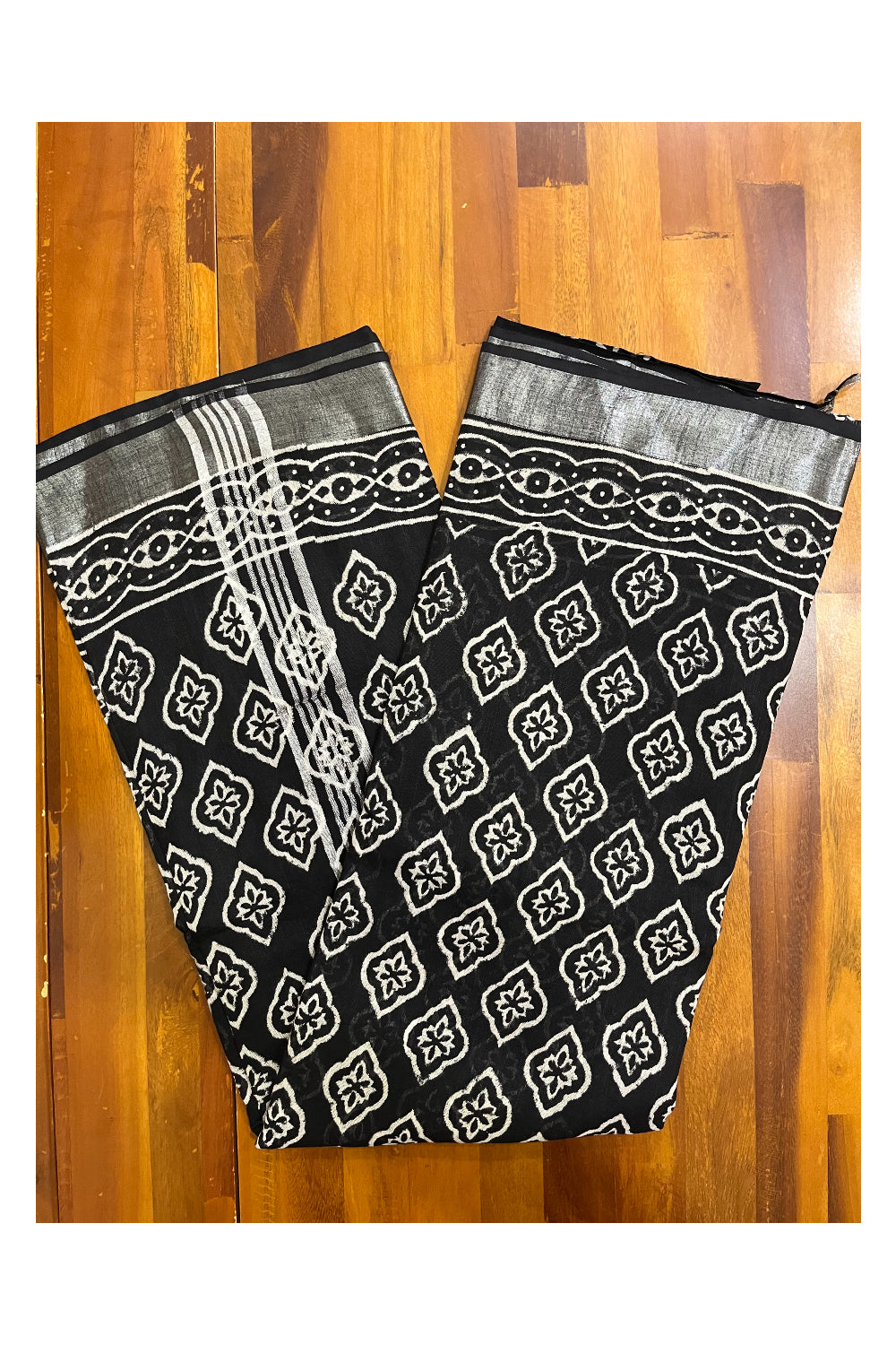 Southloom Linen Black Designer Saree with White Prints