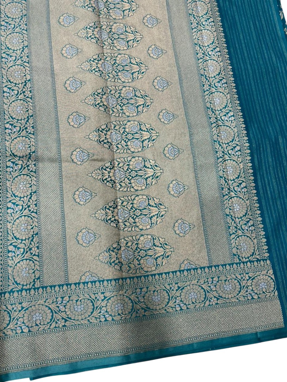 Southloom Pure Banarasi Silk Saree with Woven Work on Body and Borders (Turquoise)