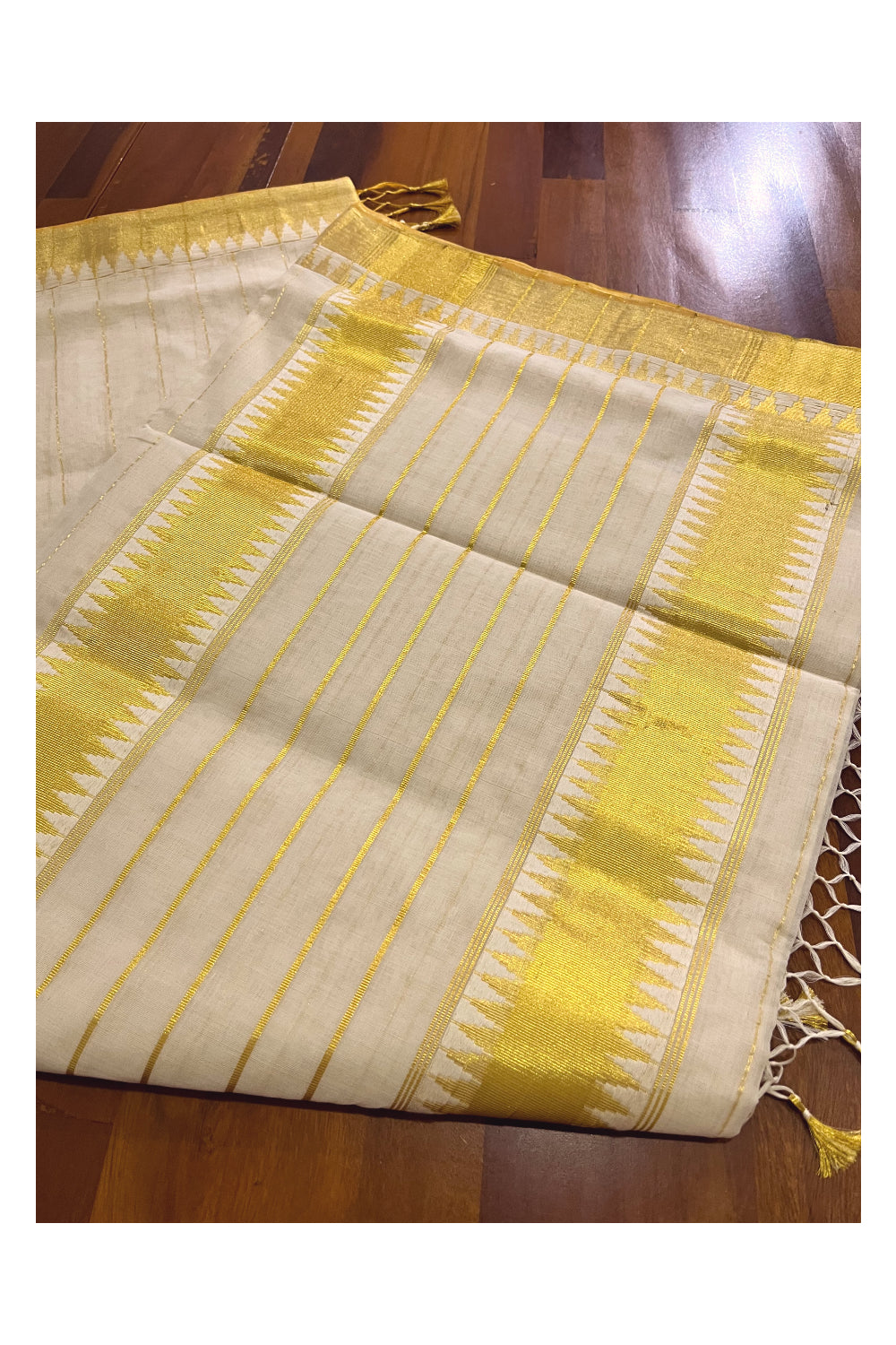 Southloom Super Premium Balaramapuram Unakkupaavu Handloom Saree with Kasavu Lines Across Body and Temple Border