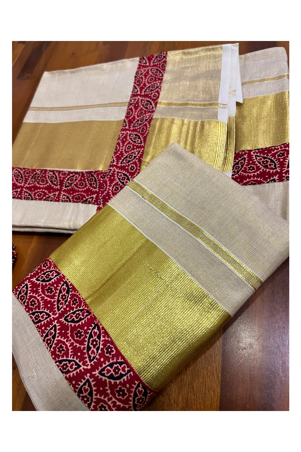 Kerala Tissue Single Set Mundu (Mundum Neriyathum) with Kalamkari Border and Matching Blouse Piece