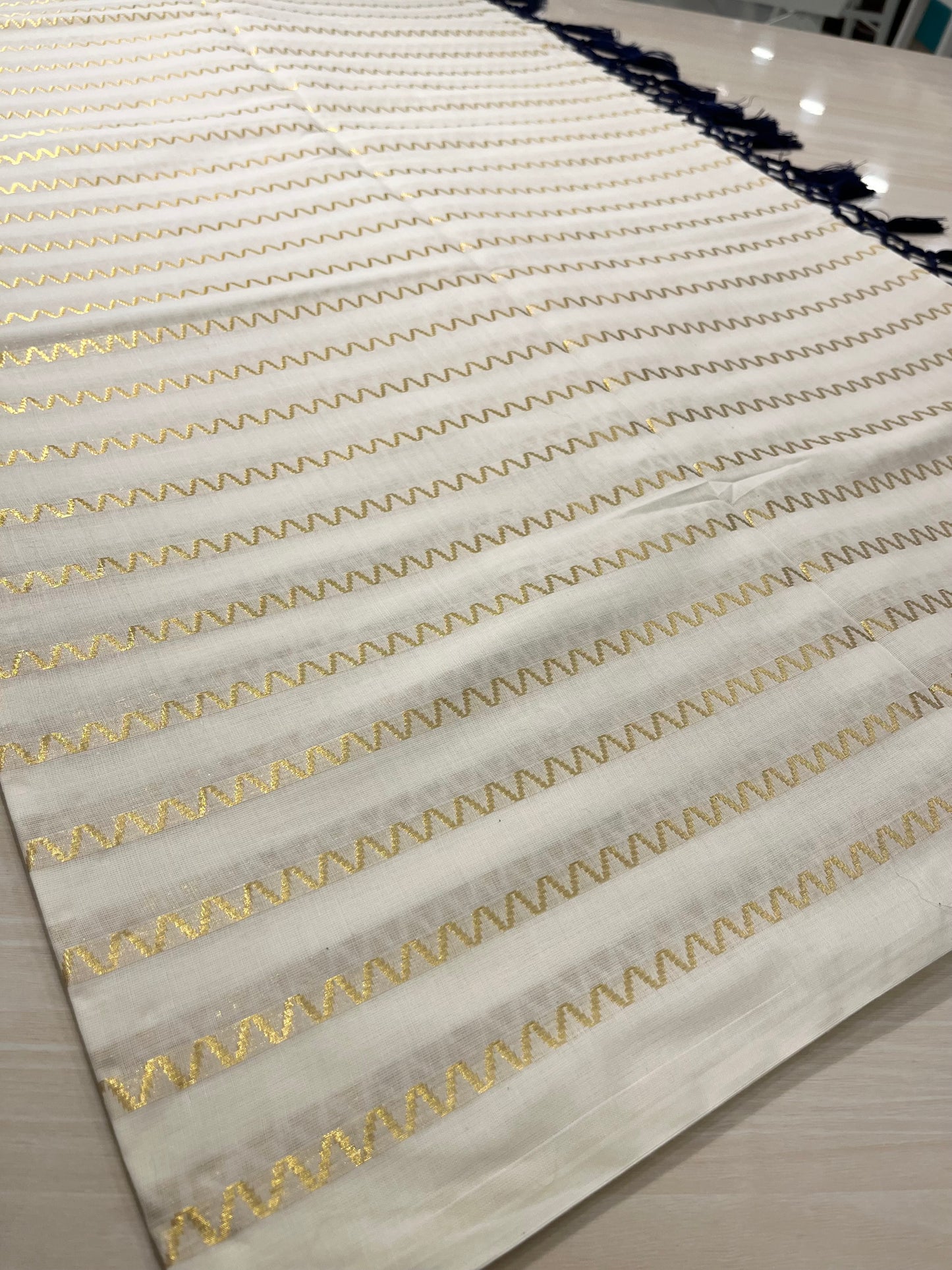 Kerala Cotton Saree With Navy Blue Tassels SL131