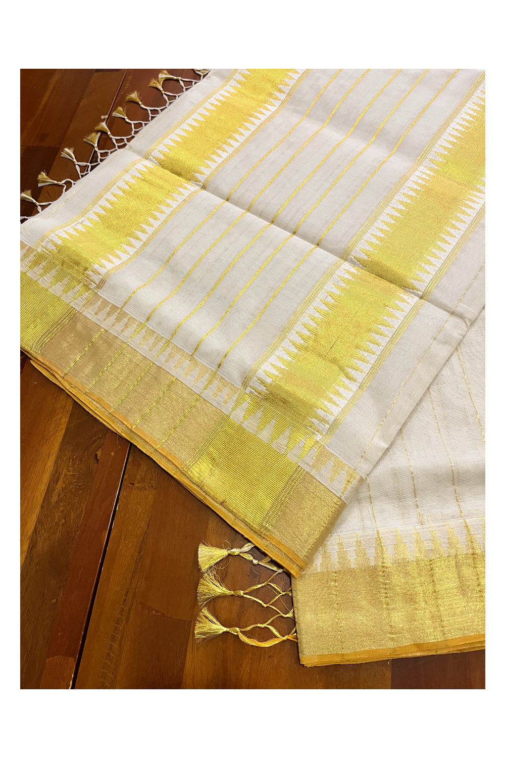 Southloom Super Premium Balaramapuram Unakkupaavu Handloom Saree with Kasavu Lines Across Body and Temple Border