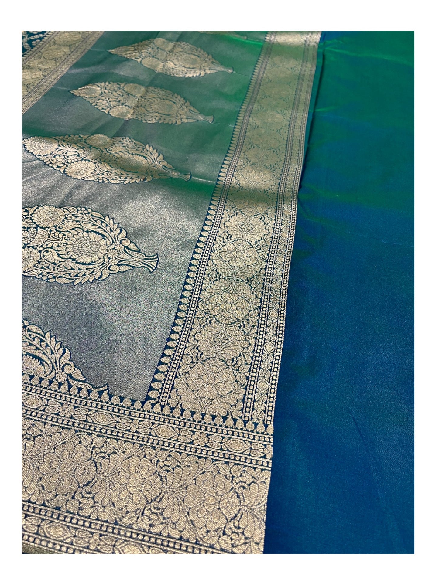 Southloom  Banarasi Silk Saree with Woven Work on Body and Borders