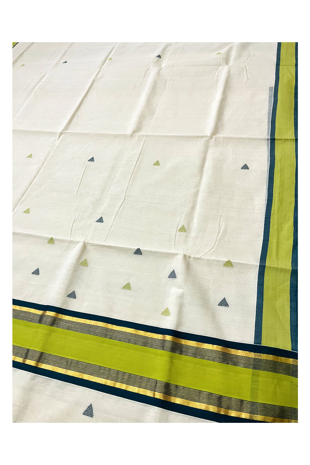 Southloom Premium Unakkupaavu Handloom Kerala Cotton Kasavu Saree with Green Butta Works on Body