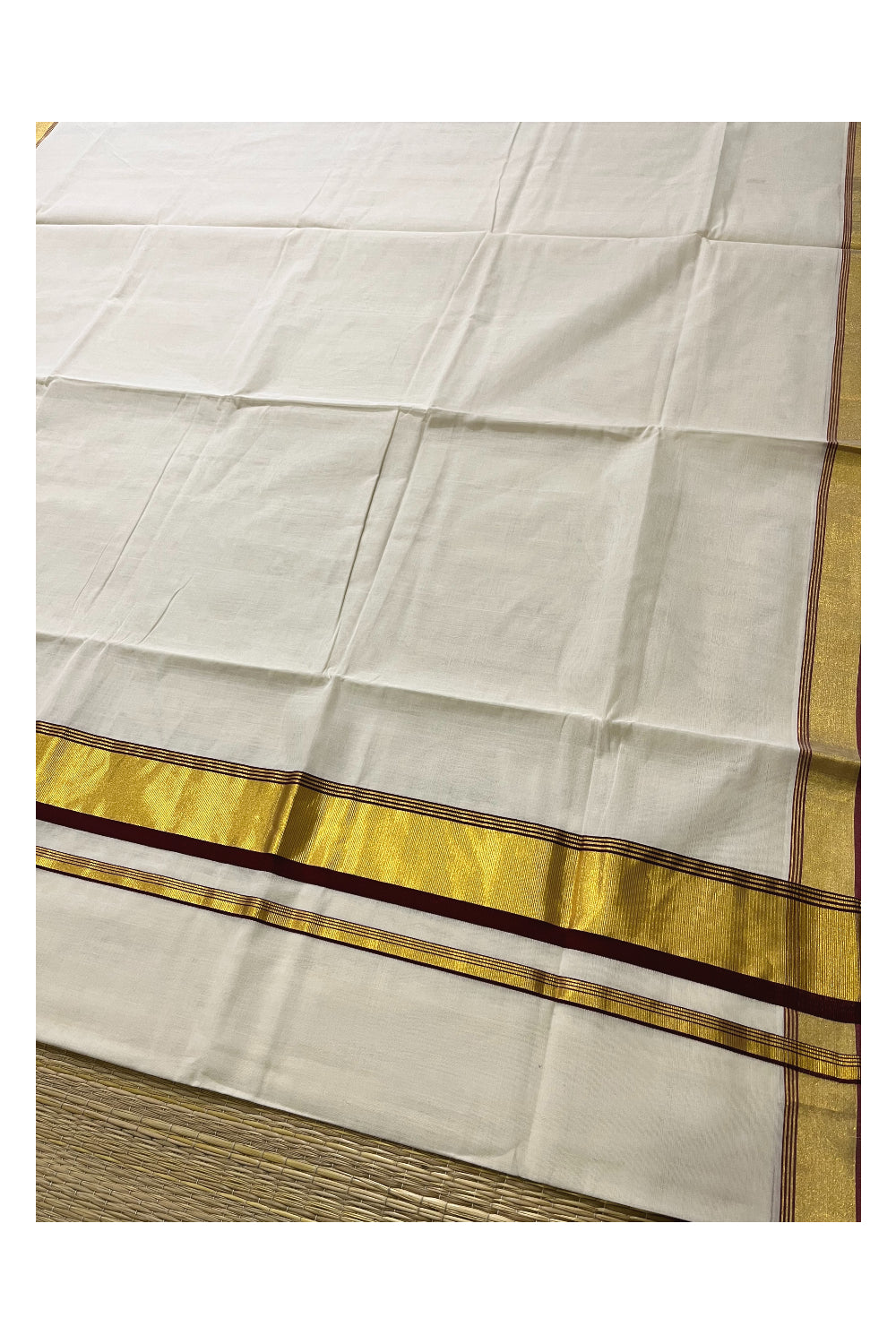 Southloom Premium Handloom Kerala Saree with Maroon and Kasavu Border