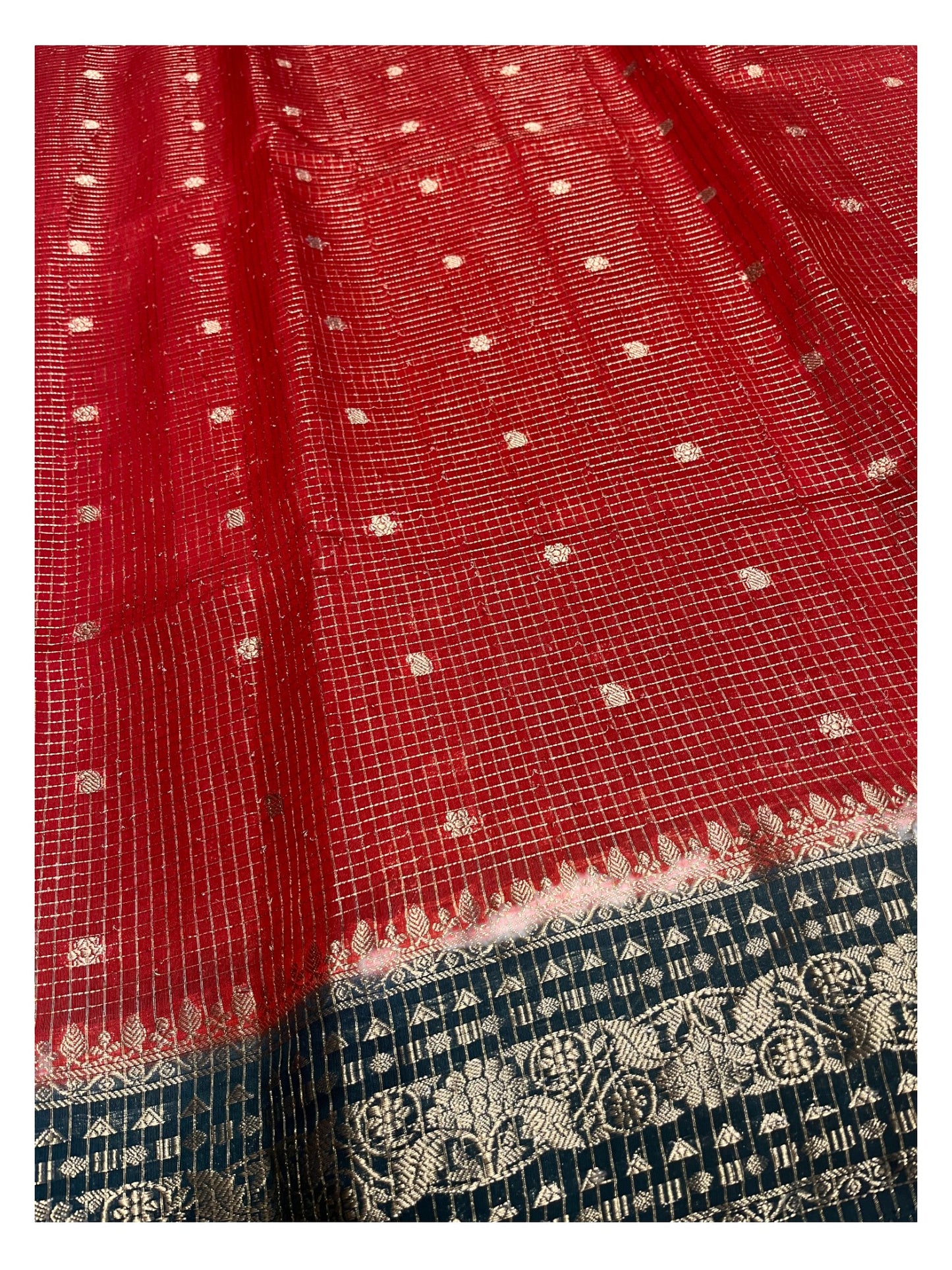 Southloom Banarasi Semi Silk Saree with Woven Work on Body( Red)