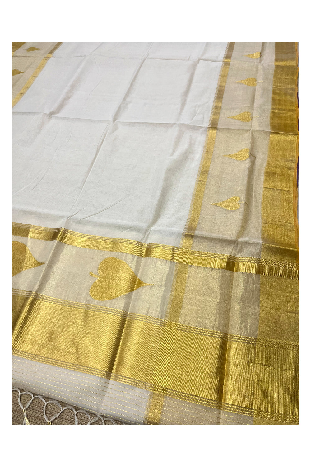 Southloom Super Premium Balaramapuram Unakkupaavu Handloom Kasavu Saree with Aalila Woven Designs