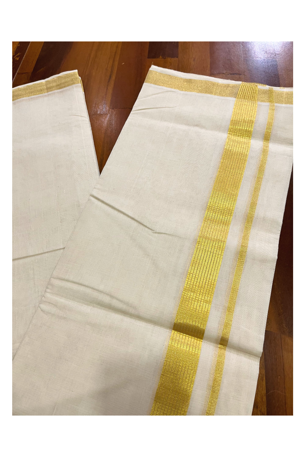 Southloom Super Premium Balaramapuram Unakkupaavu Handloom Wedding Kasavu Mundu (South Indian Kerala Dhoti)