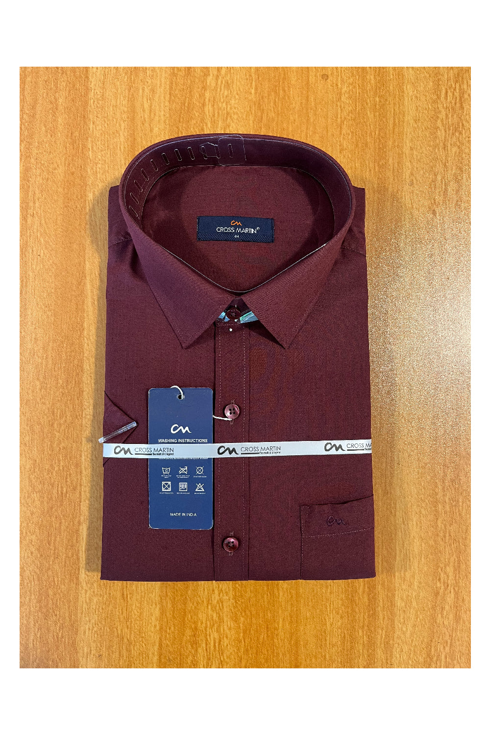 Pure Cotton Maroon Solid Shirt (44 HS)