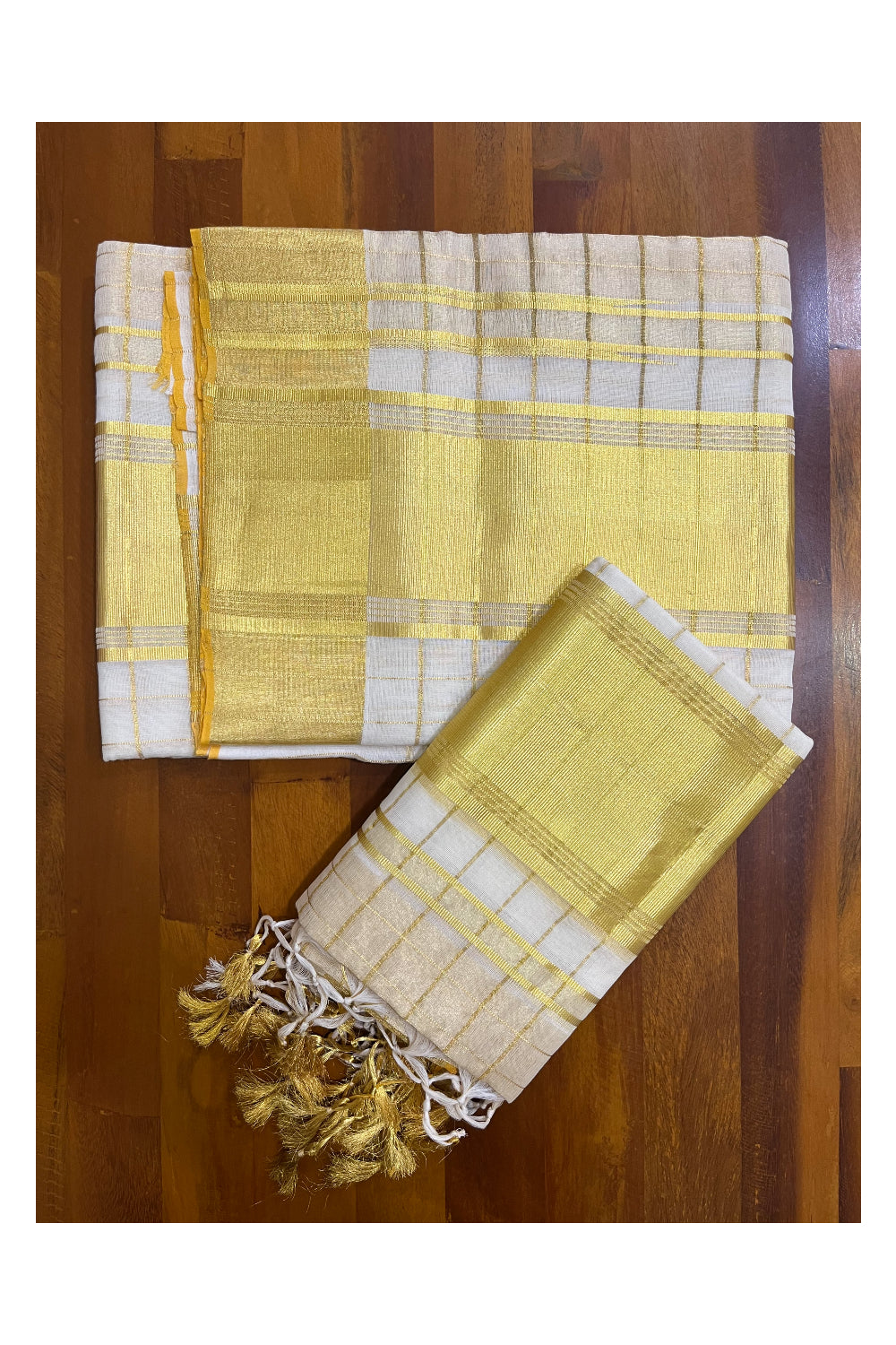 Southloom Super Premium Balaramapuram Handloom Unakkupaavu Cotton Check Design Wedding Pudava Set Mundu