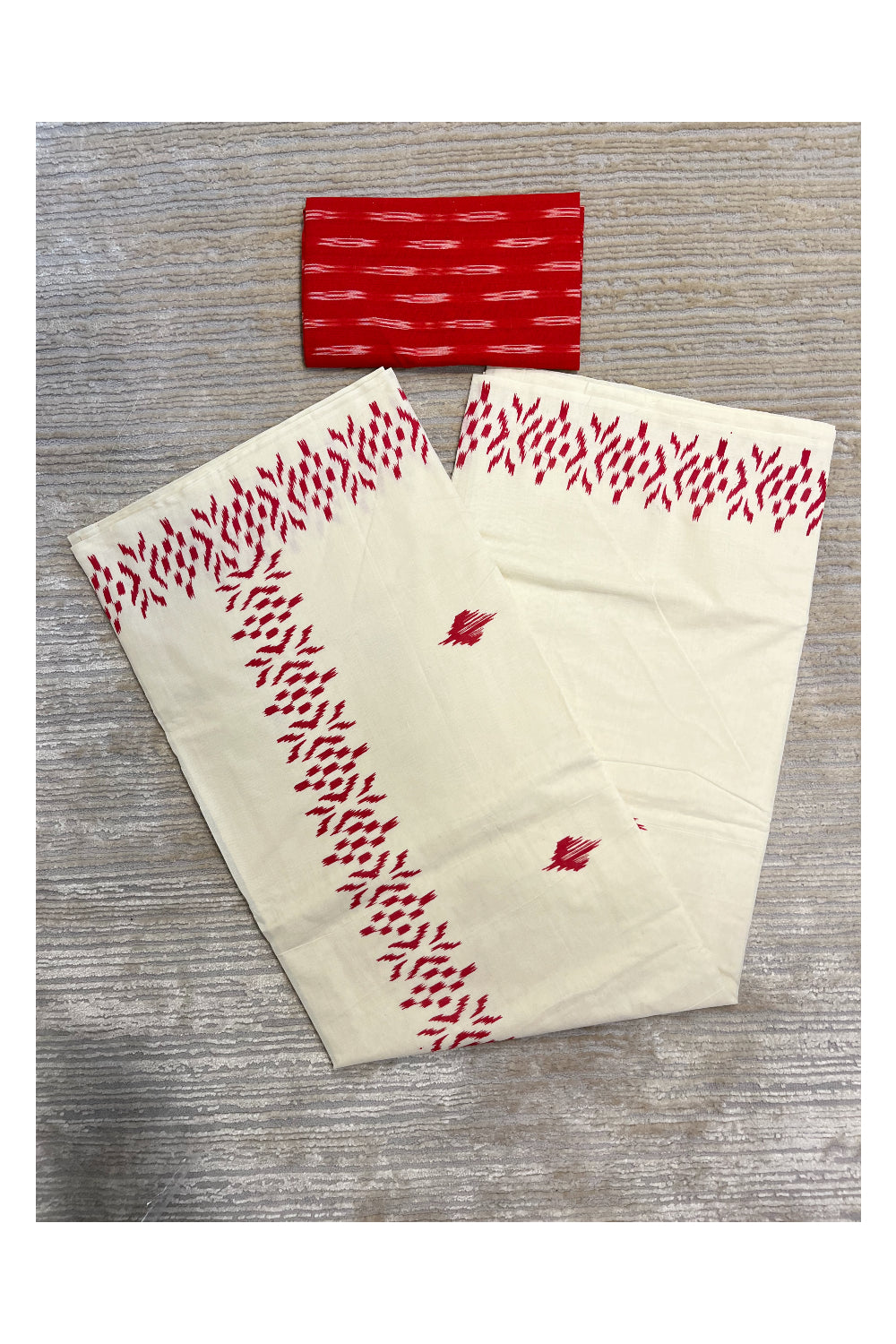 Southloom Ikat Design Red Printed Saree with Blouse Piece