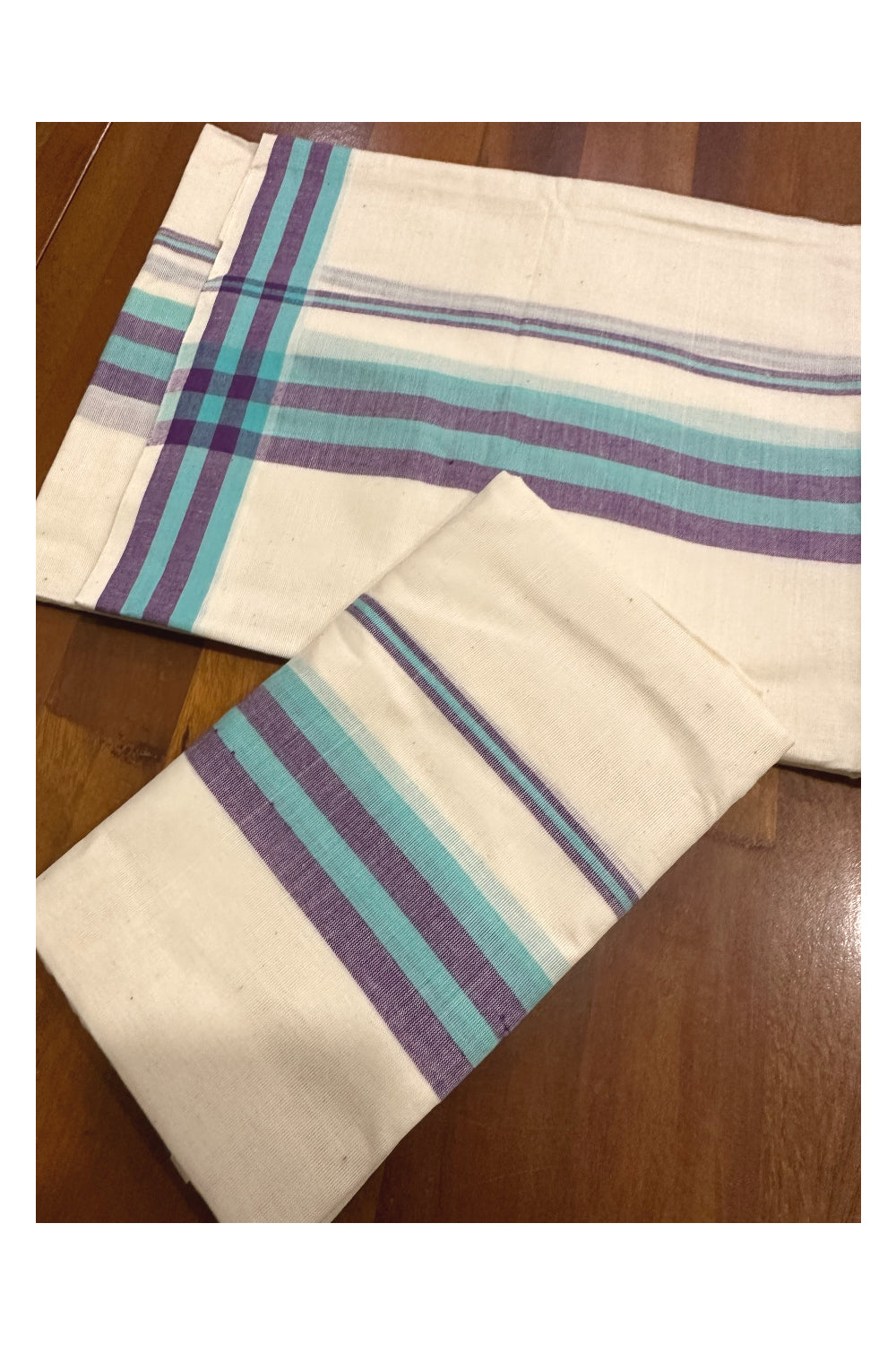 Kerala Mulloth Soft Cotton Mundum Neriyathum Single with Violet and Turquoise Border (Onam Set Mundu 2023)