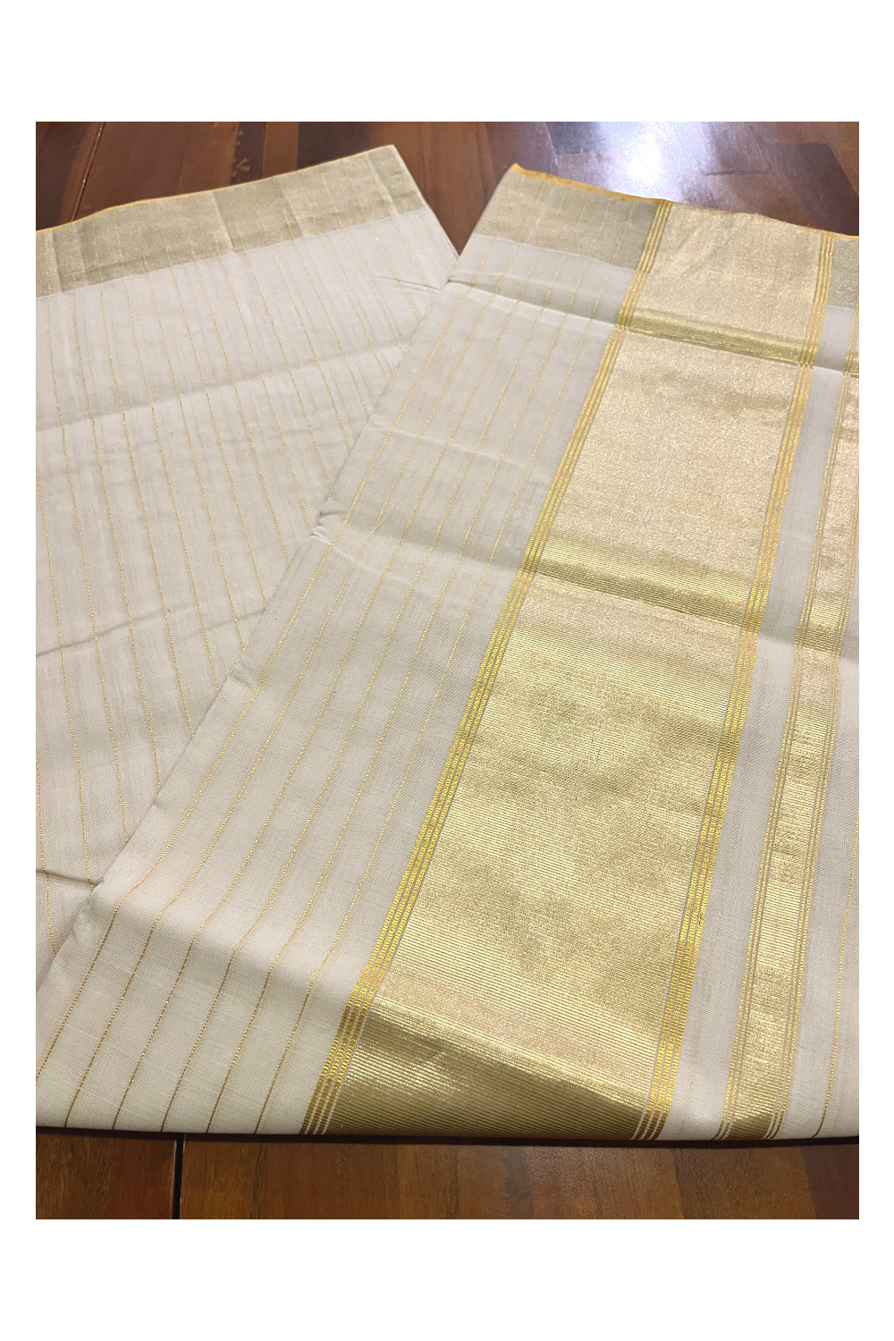 Southloom Super Premium Balaramapuram Handloom Cotton Saree with Kasavu Lines Across Body