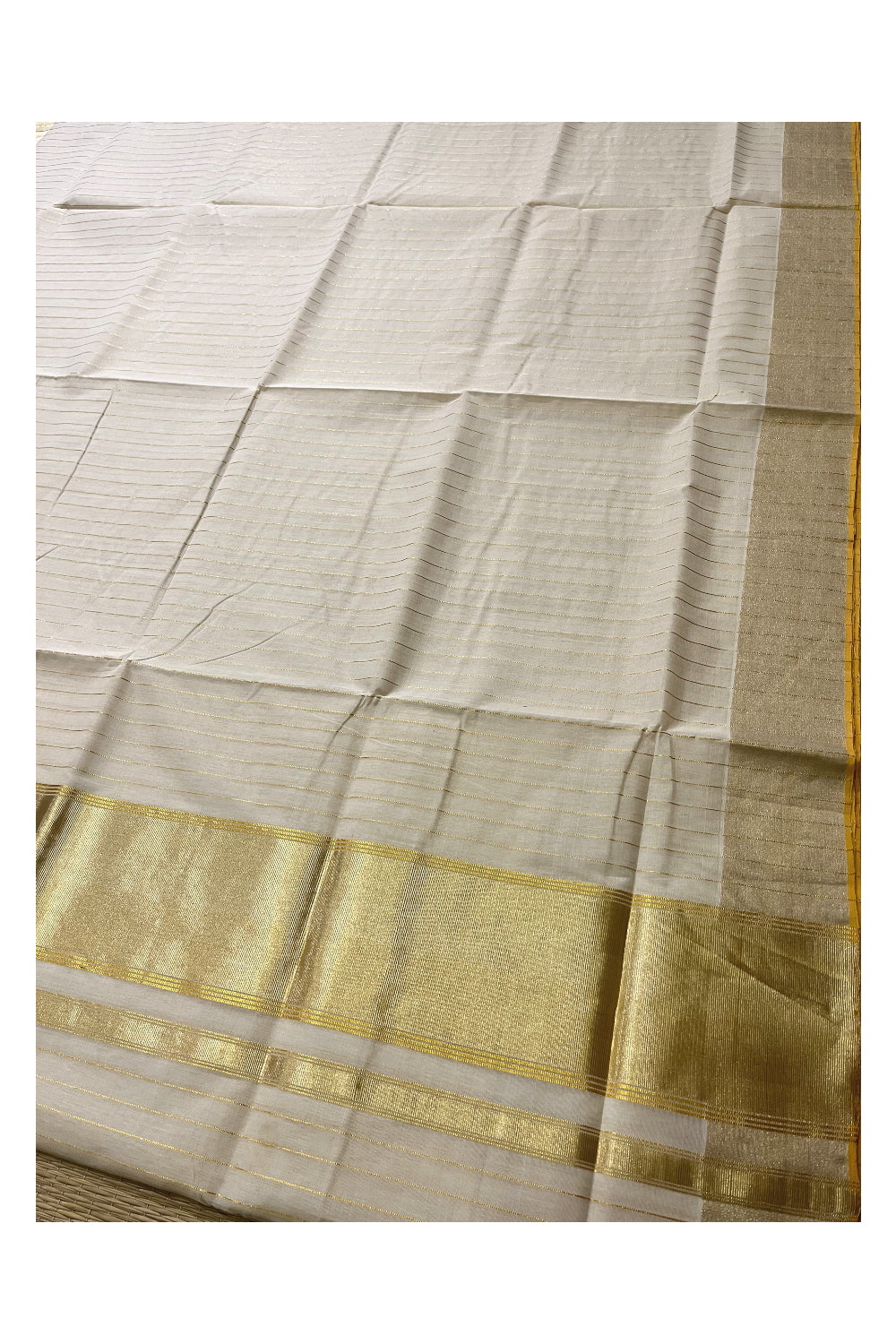 Southloom Super Premium Balaramapuram Handloom Cotton Saree with Kasavu Lines Across Body