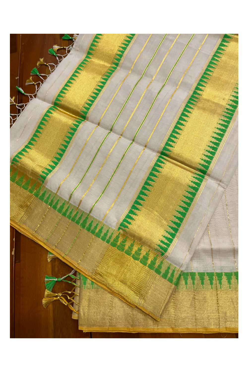 Southloom Super Premium Balaramapuram Unakkupaavu Handloom Saree with Green and Kasavu Lines Across Body and Temple Border