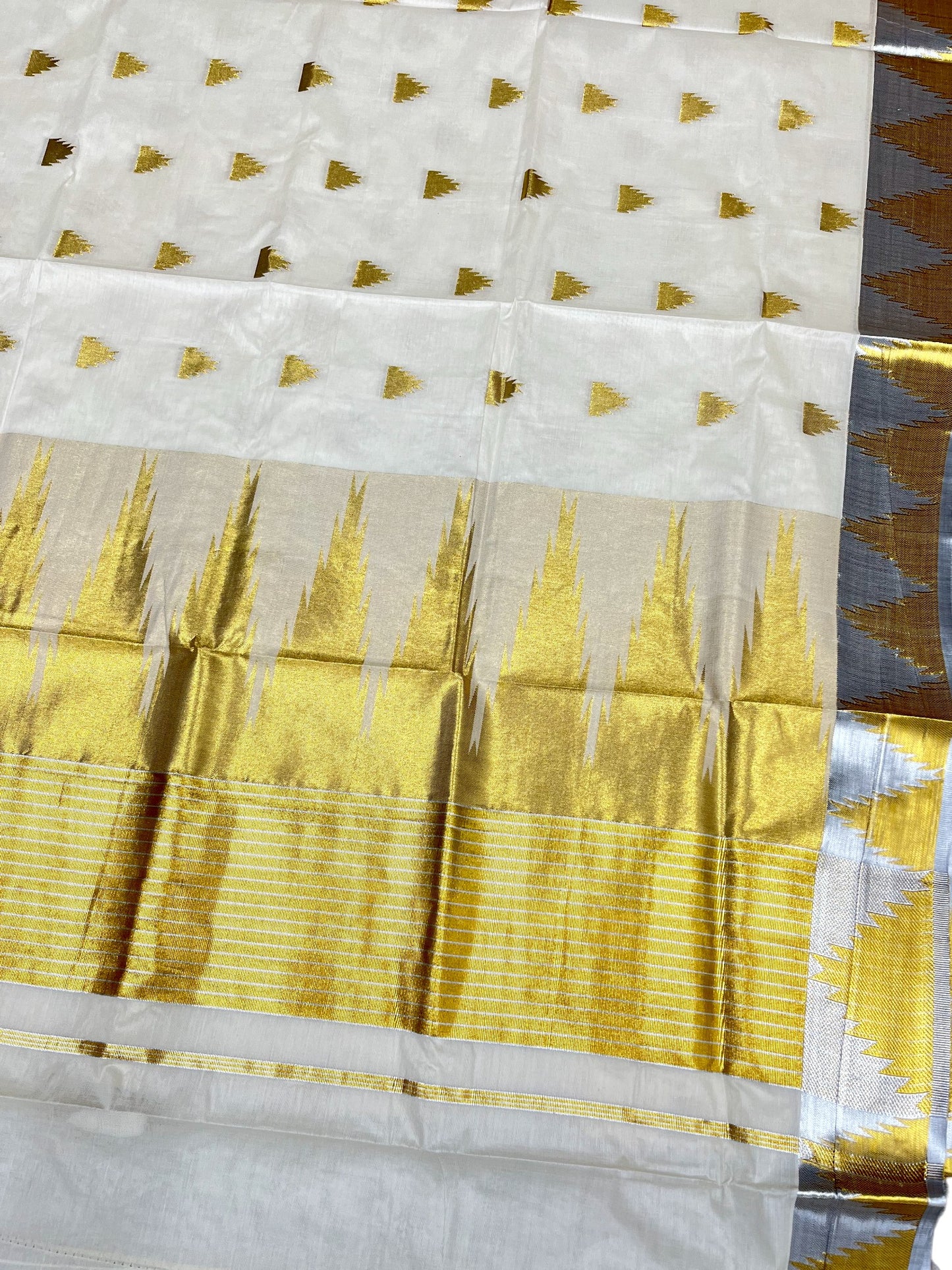Southloom Pure Cotton Kerala Kasavu Saree with Temple Woven Work on Body and Border SL482
