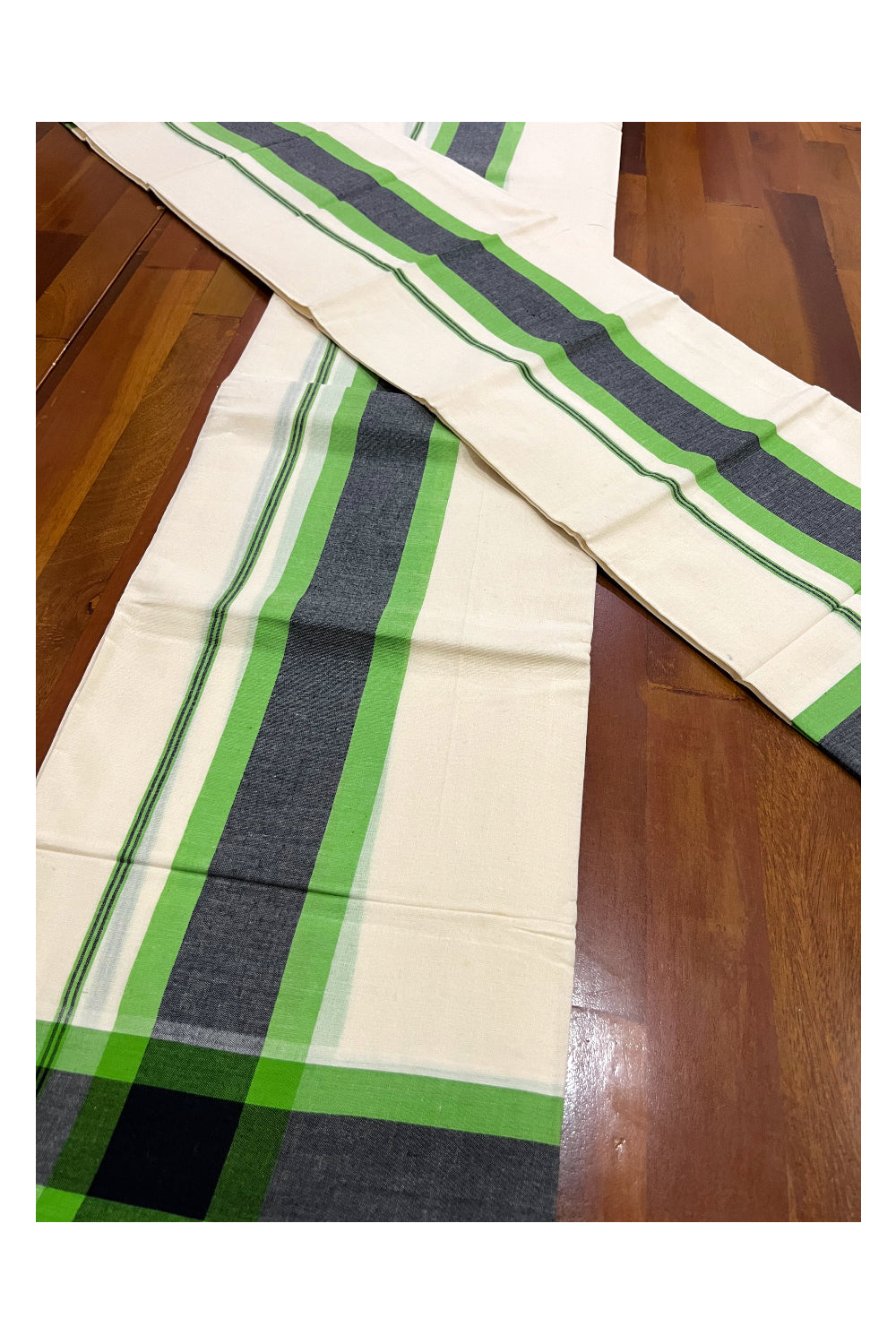 Pure Cotton Mundum Neriyathum Double (Set Mundu) with Green and Black Border