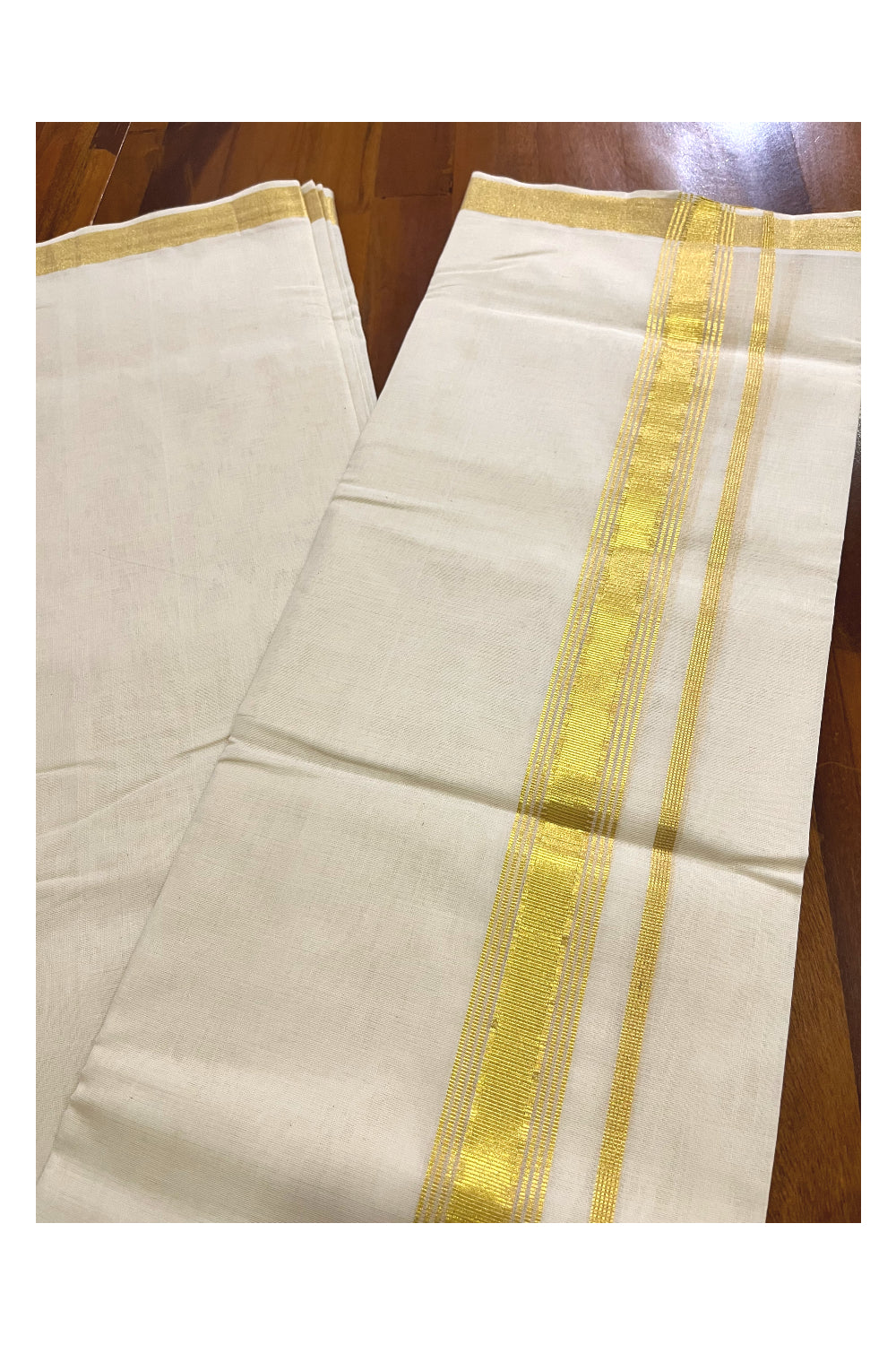 Southloom Super Premium Balaramapuram Unakkupaavu Handloom Wedding Kasavu Mundu (South Indian Kerala Dhoti)