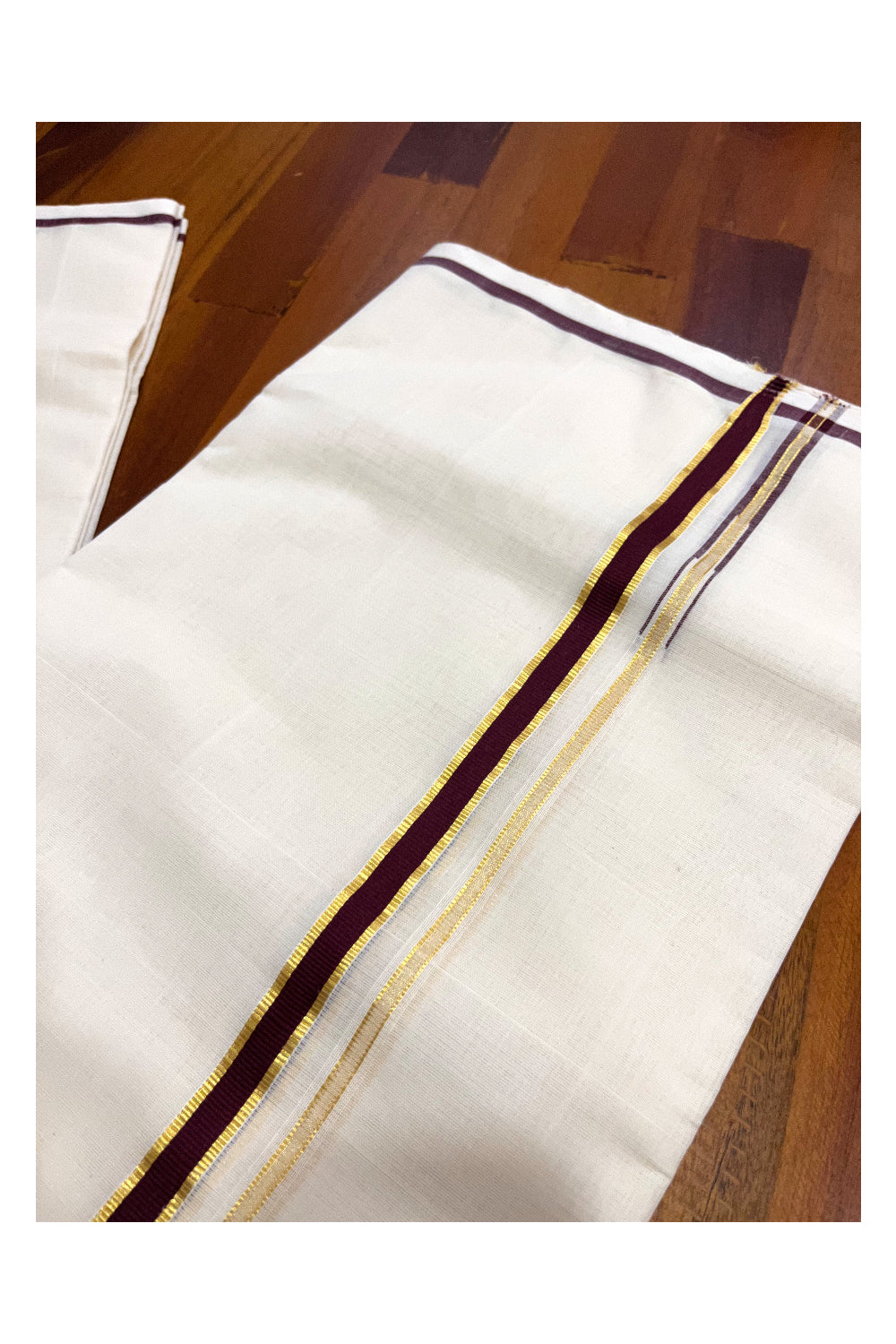 Southloom Premium Handloom Pure Cotton Mundu with Brown Puliyilakkara Kasavu Border (Onam Mundu 2023)