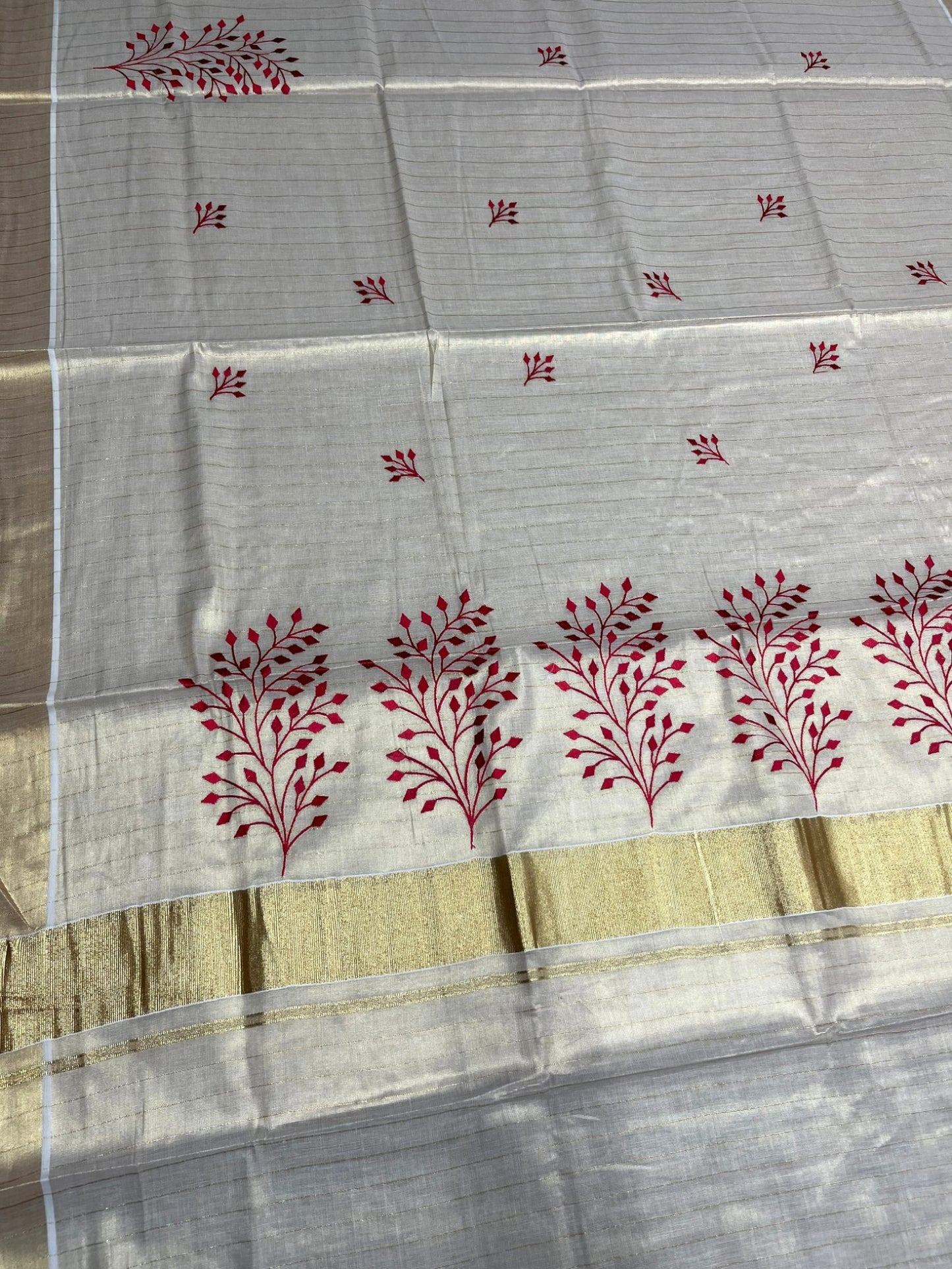Southloom Kerala Tissue Kasavu Lines Saree with Red Floral Embroidery Design on Body