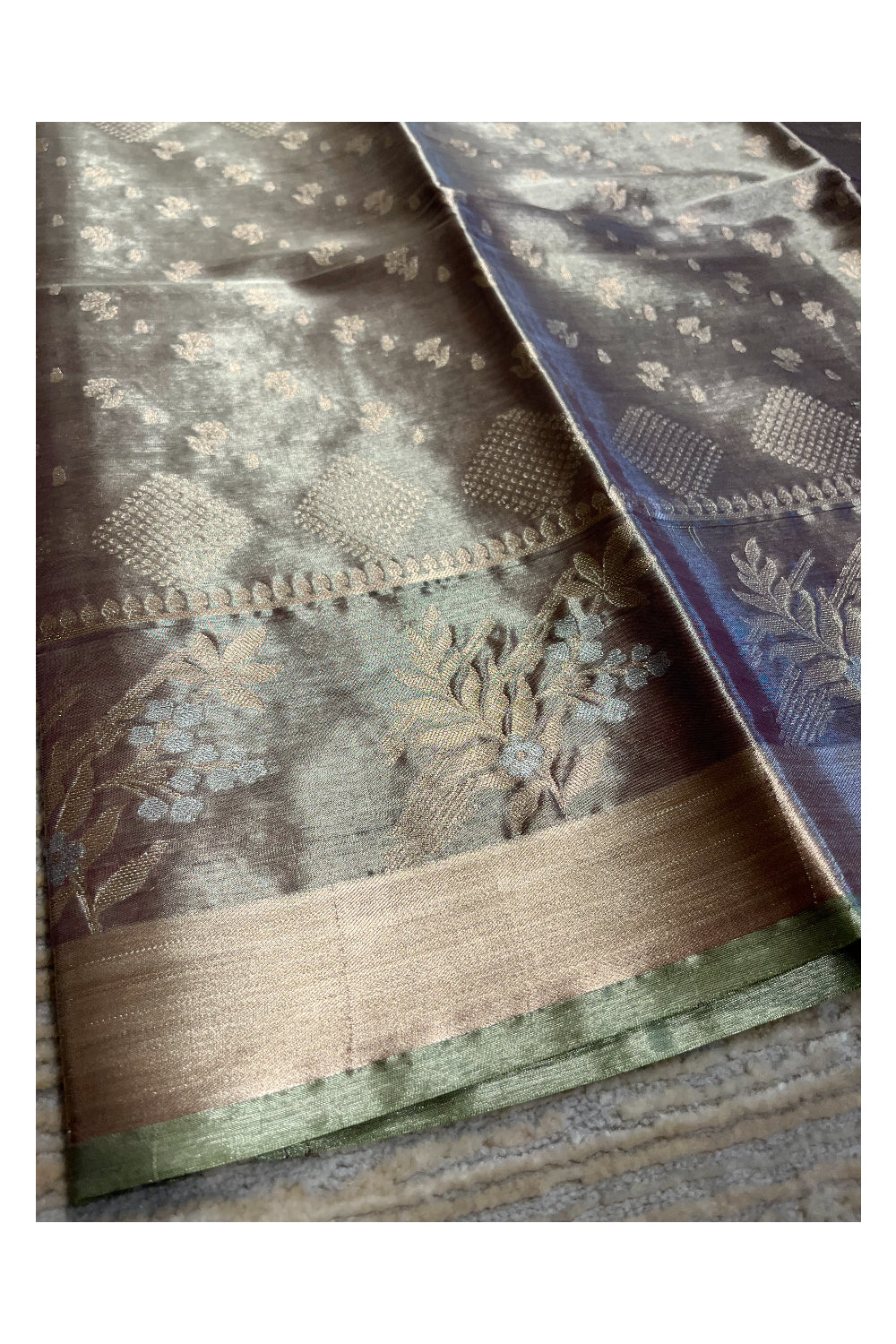 Southloom Tissue Silk Saree with Woven Work on Body and Borders (Silver &Gray)